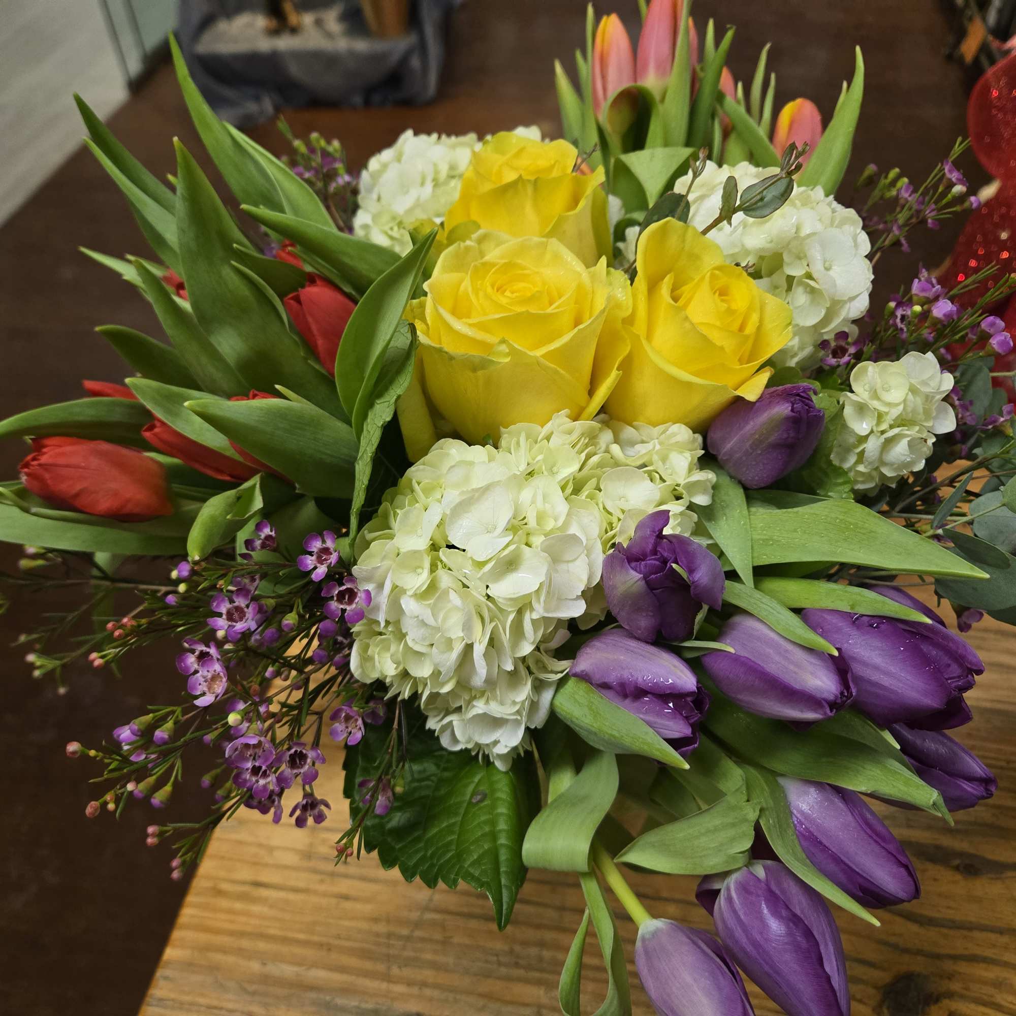 This beautiful, compact arrangement, is stunning! The colors are designer's choice but