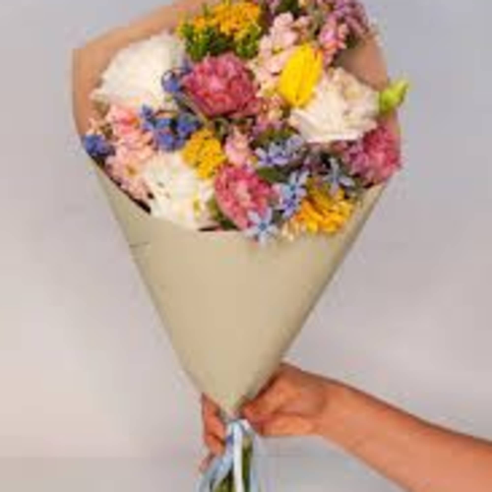 Enjoy fresh flowers in your home each week.  Your first delivery