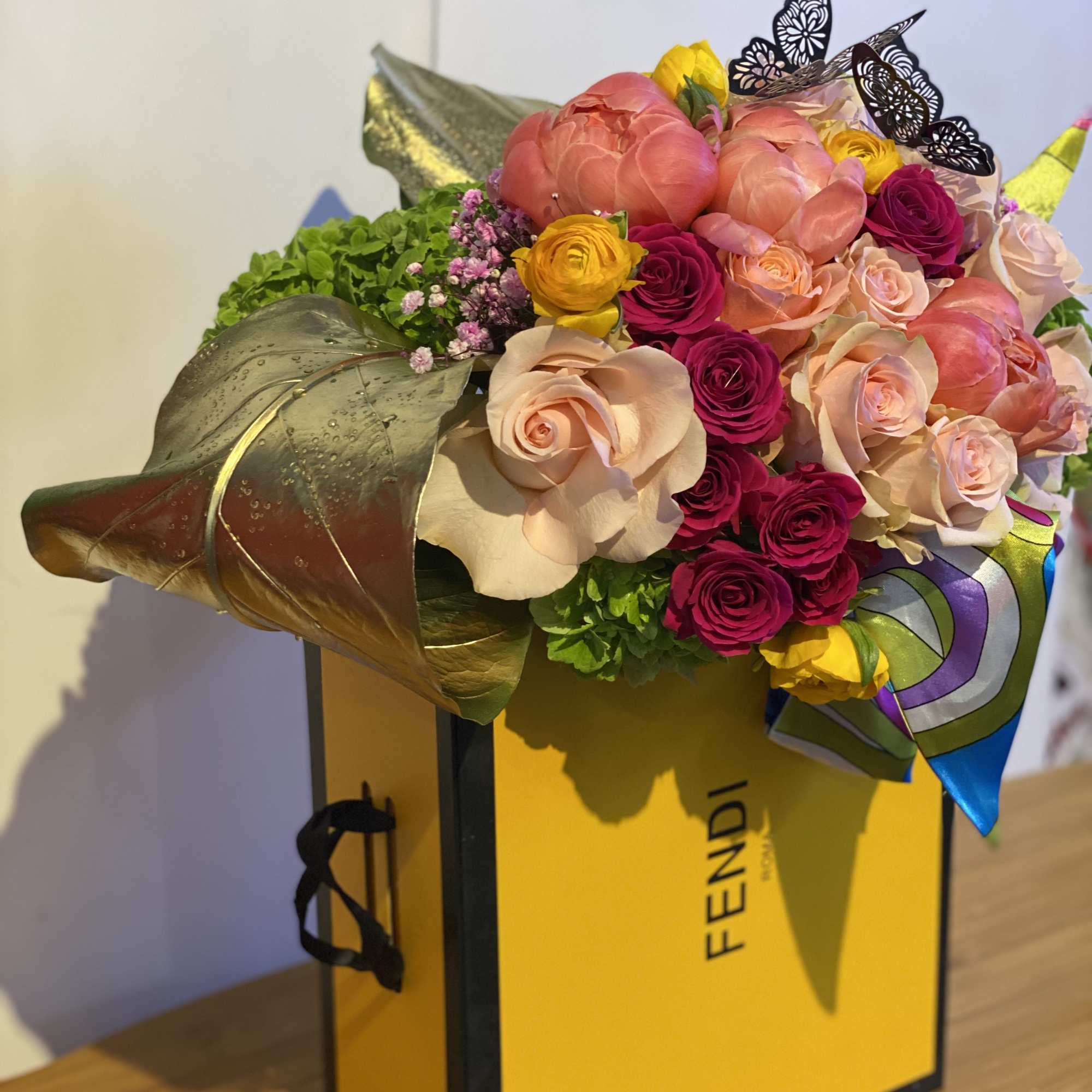 A chic arrangement for that fashion forward person. 