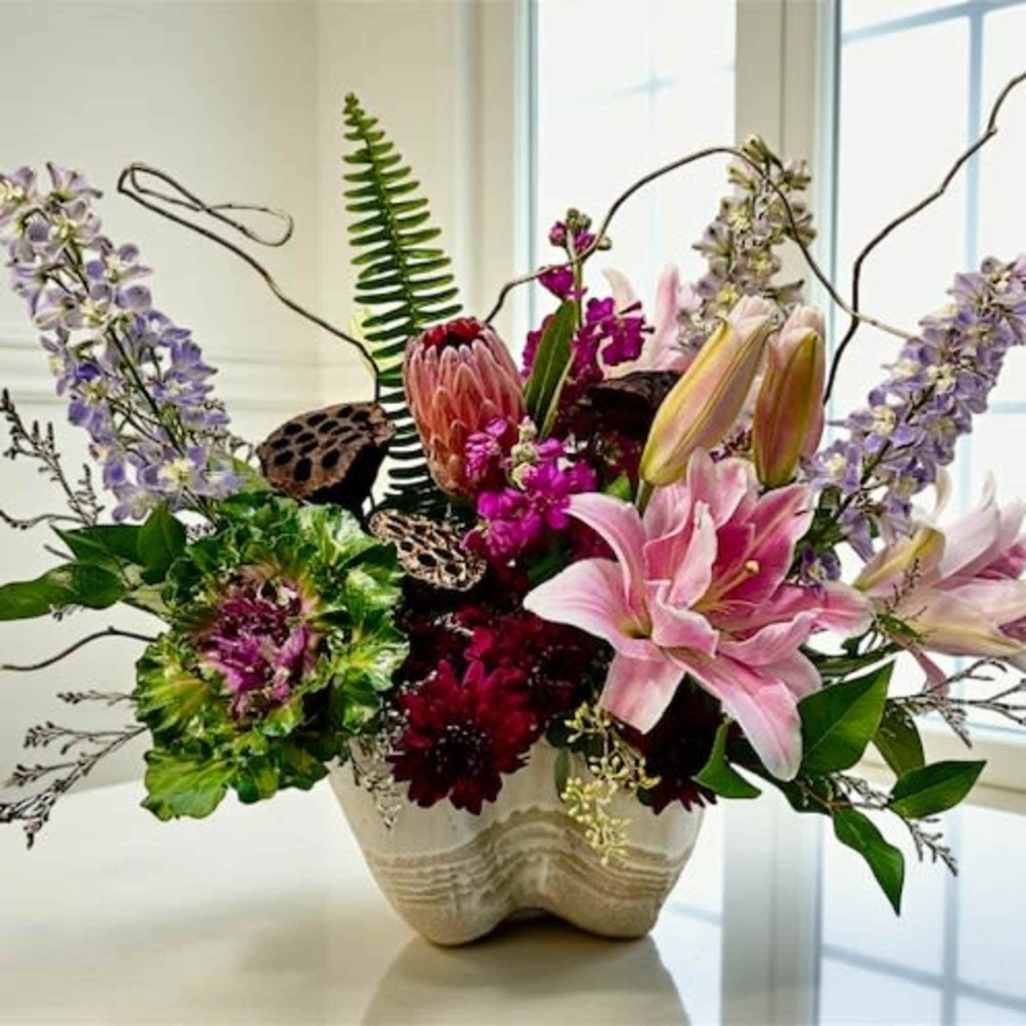 A bold and sophisticated display of modern femininity. Pink Essence Statement showcases