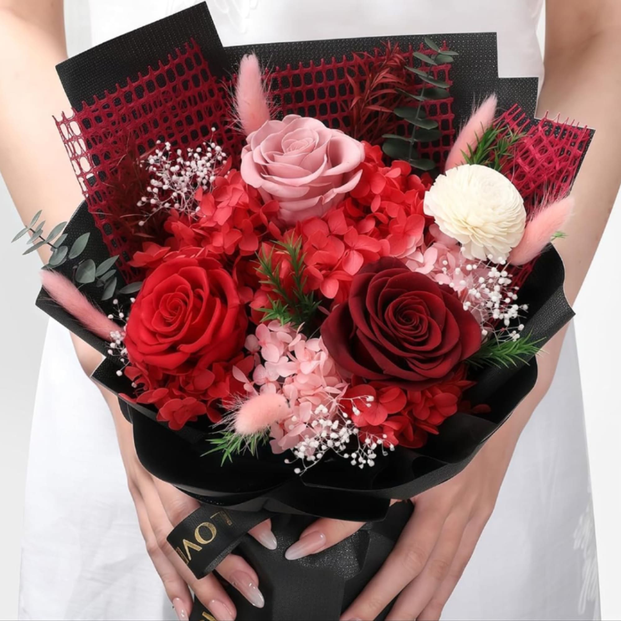 A timeless expression of love, the Eternal Love Preserved Floral Gift Set