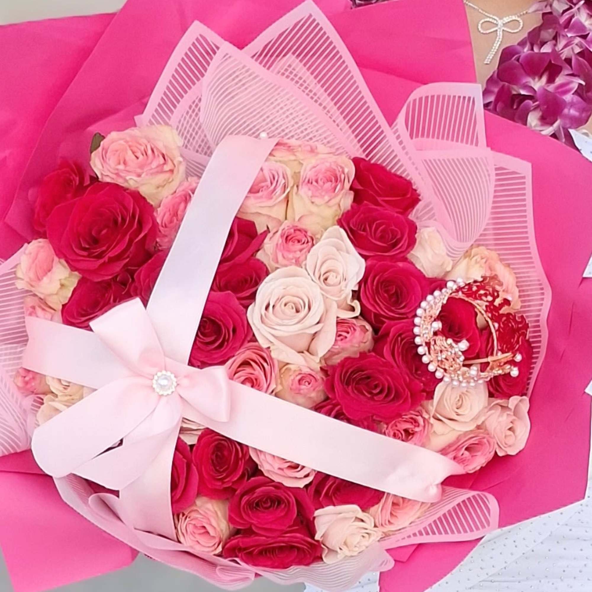 も*も様 Flower ribbon tops Red 20240202044809_file_65bc740934