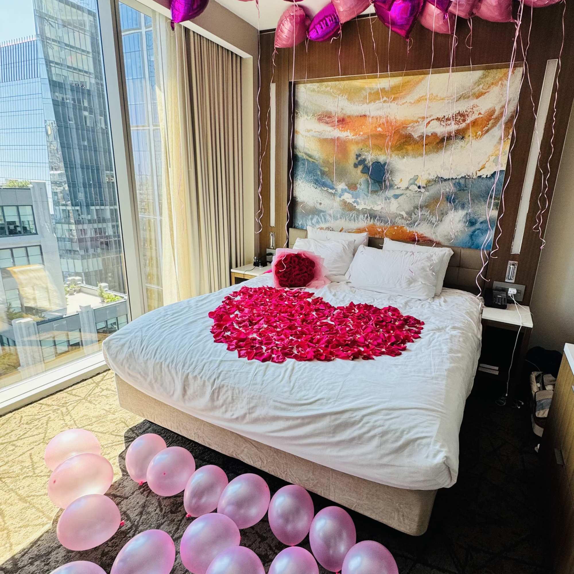 Allow is to transform your hotel room or bedroom into an unforgettable