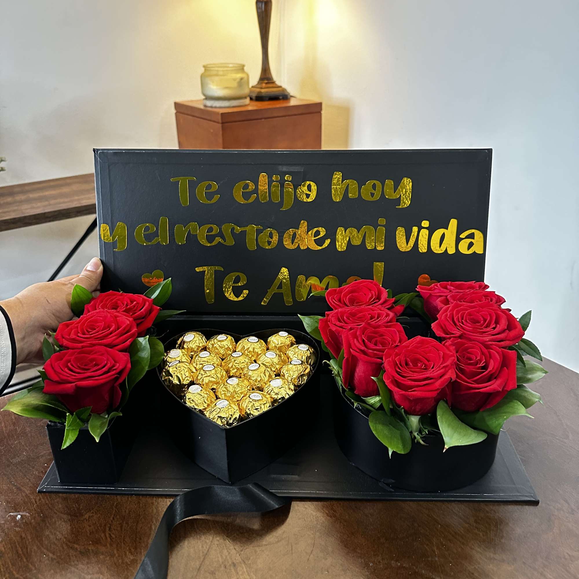 Demu&eacute;strale cuanto lo amas con este hermoso y elegante detalle para caballero.