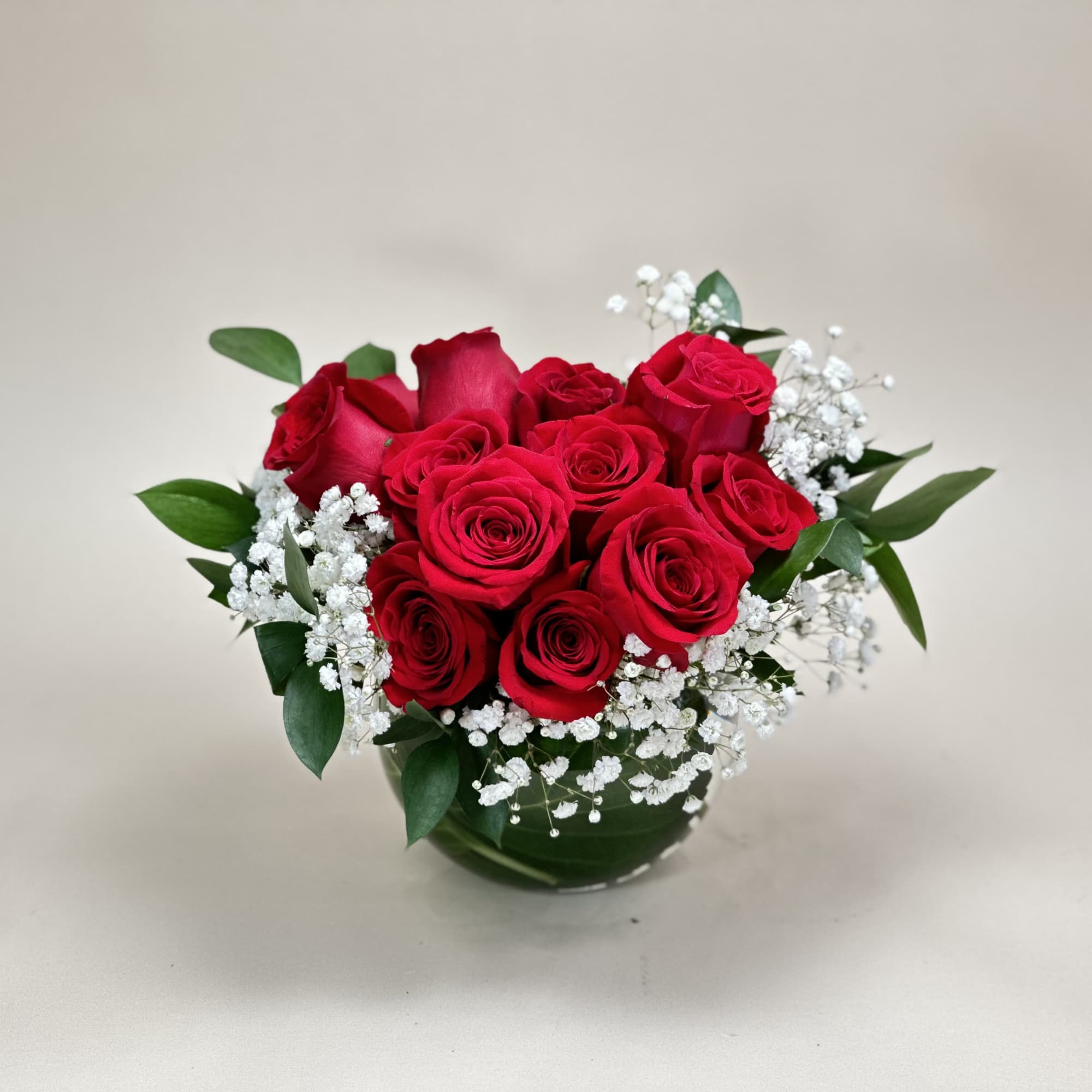 Offer what you feel in your heart to someone, today. (12 Roses)
Arrangement