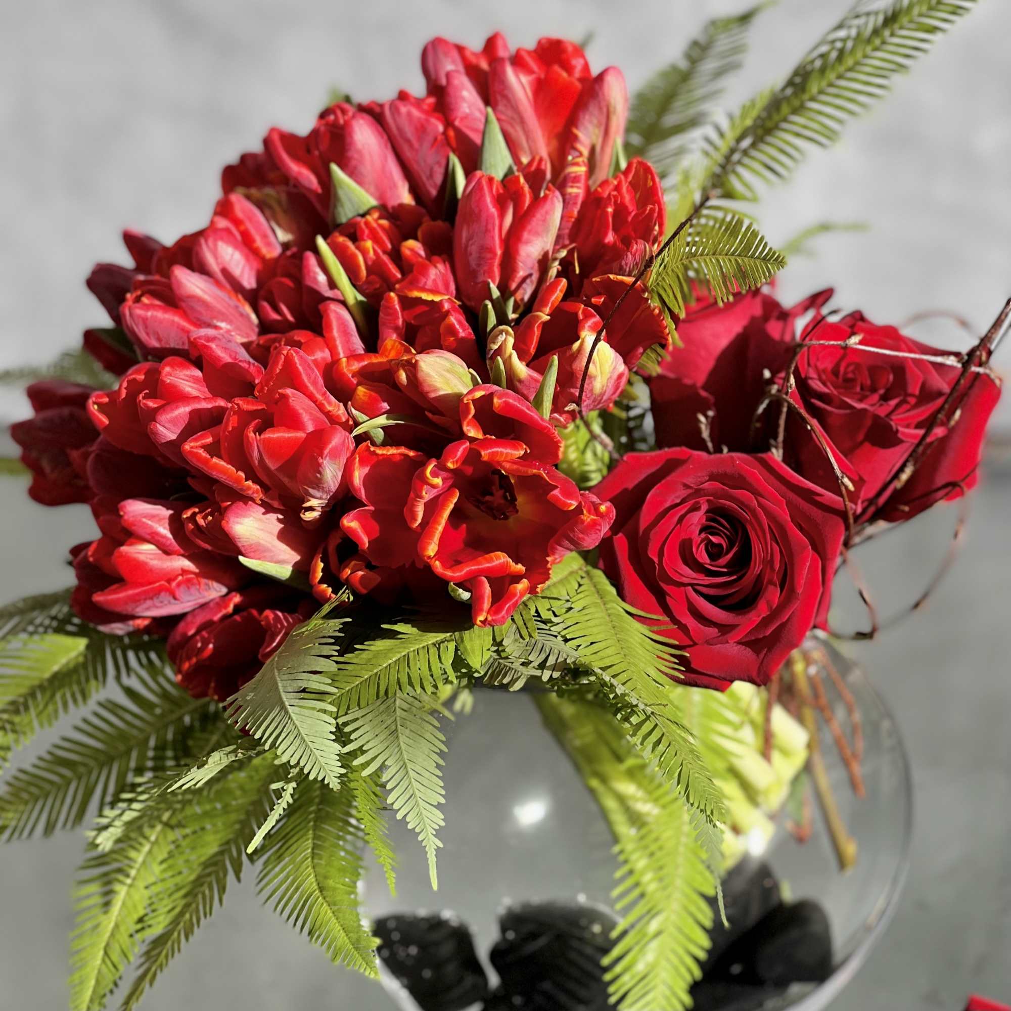 This simple yet striking tulip bouquet of 30 Stems of imported Dutch