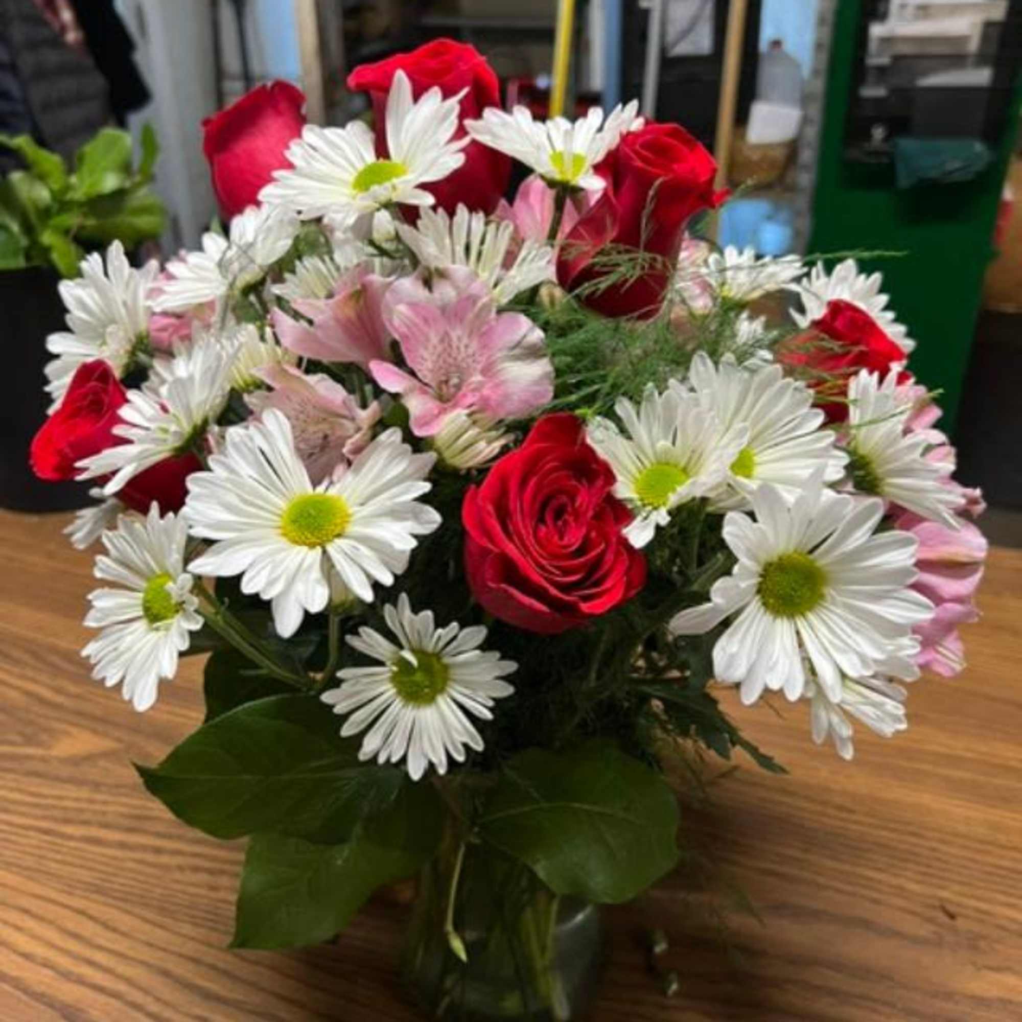 RED ROSES, WHITE DAISES AND PINK ALSTROEMERIA - TRADITIONAL VALENTINE'S!!