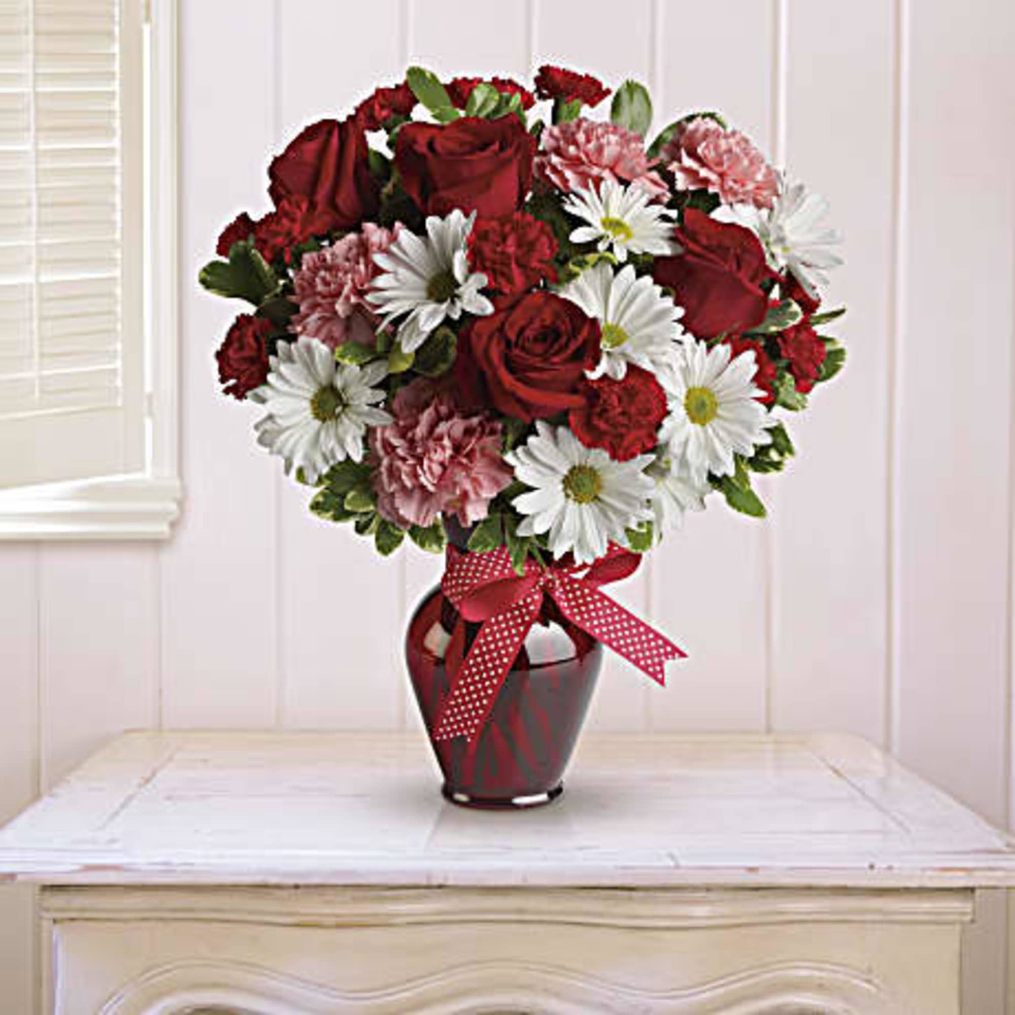 Delight your love with this beautiful bouquet of bright white chrysanthemums precious