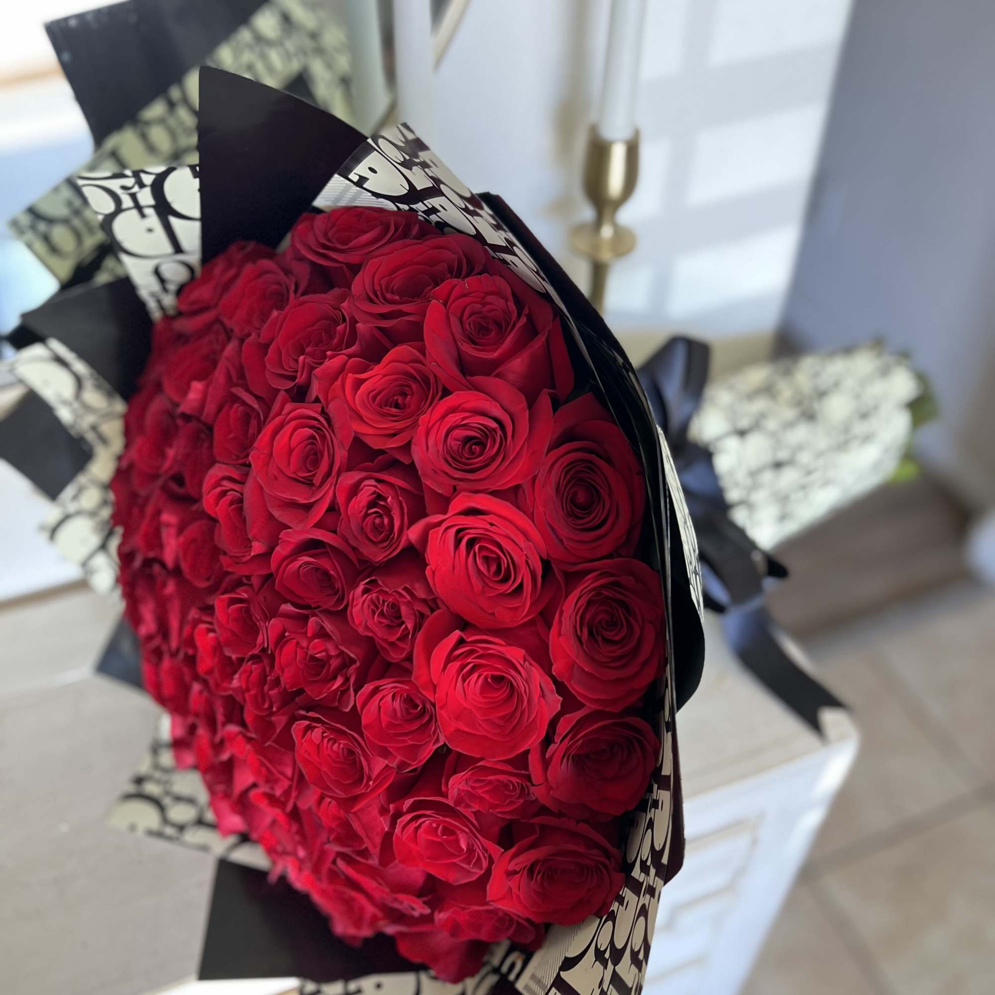 Celebrate her in true royal fashion with this stunning bouquet. Queen for