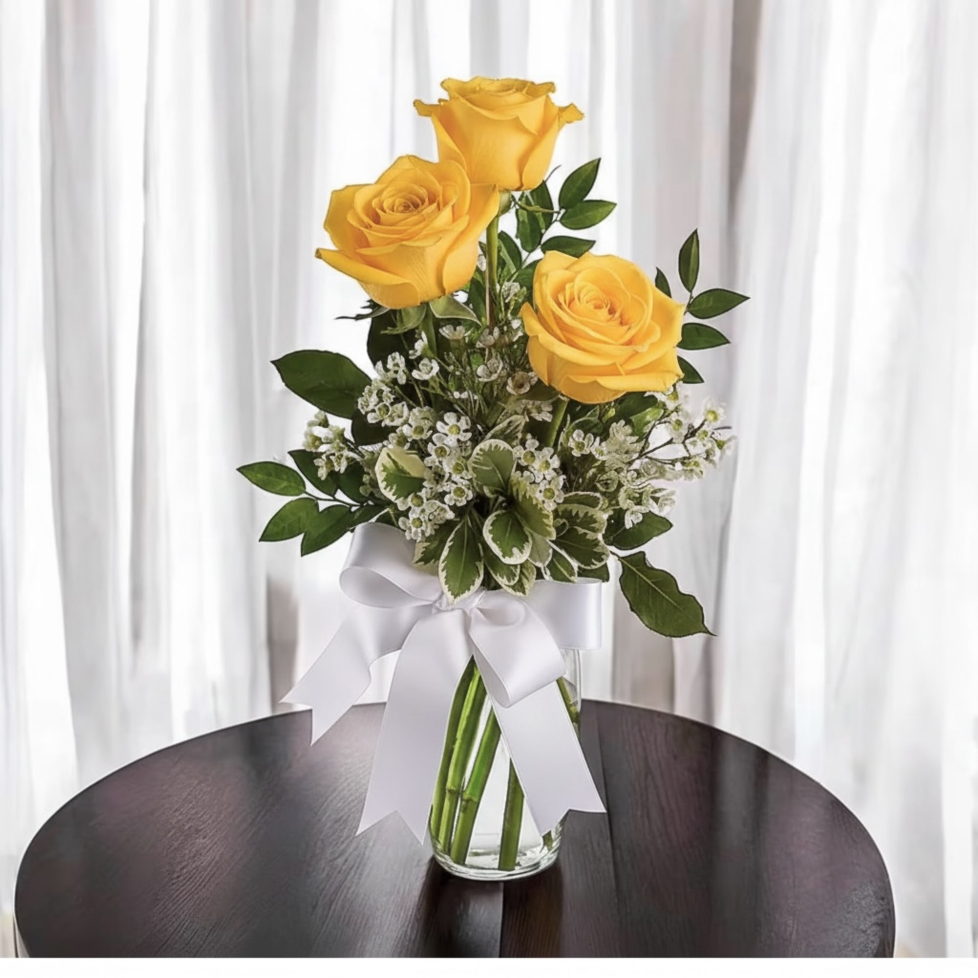 Choose your color rose for a 3 rose bud vase! Options are