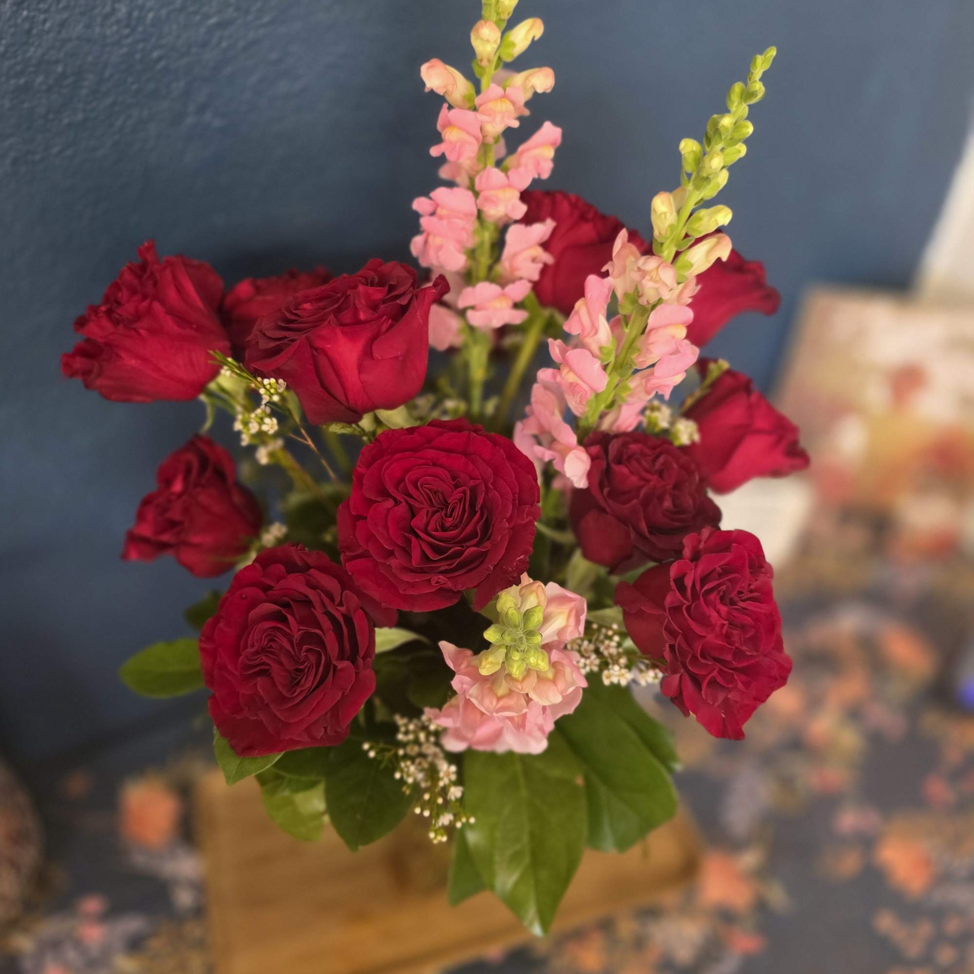 The Dazzling Dozen is sure to wow your special someone! One dozen