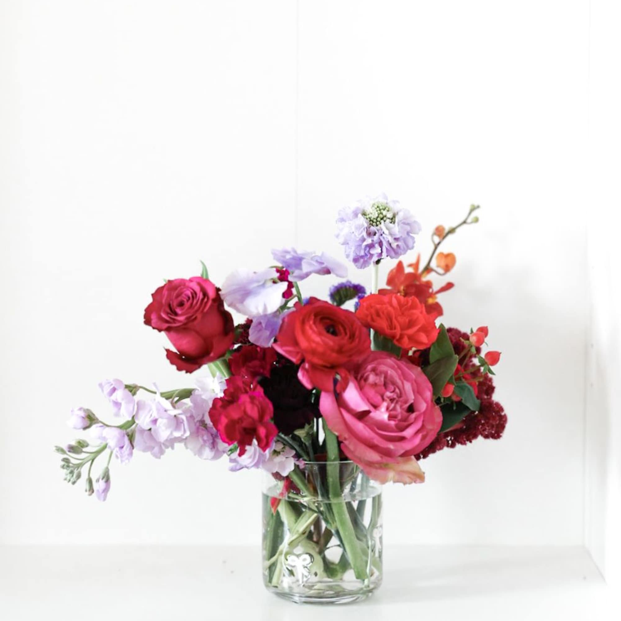 Our cutest collection this Valentine's Day! Choose based on vase style. 