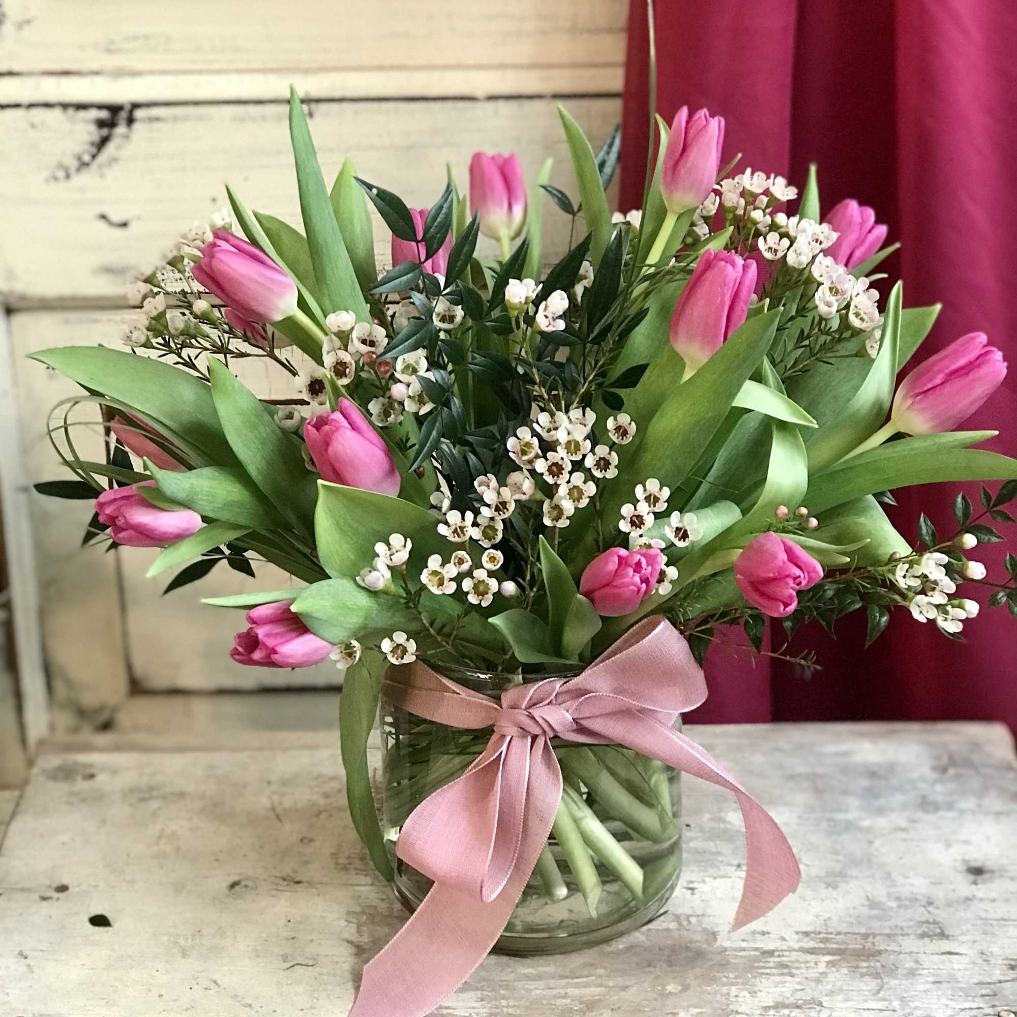 Looking for something simple and cheery? This bowl of tulips with filler