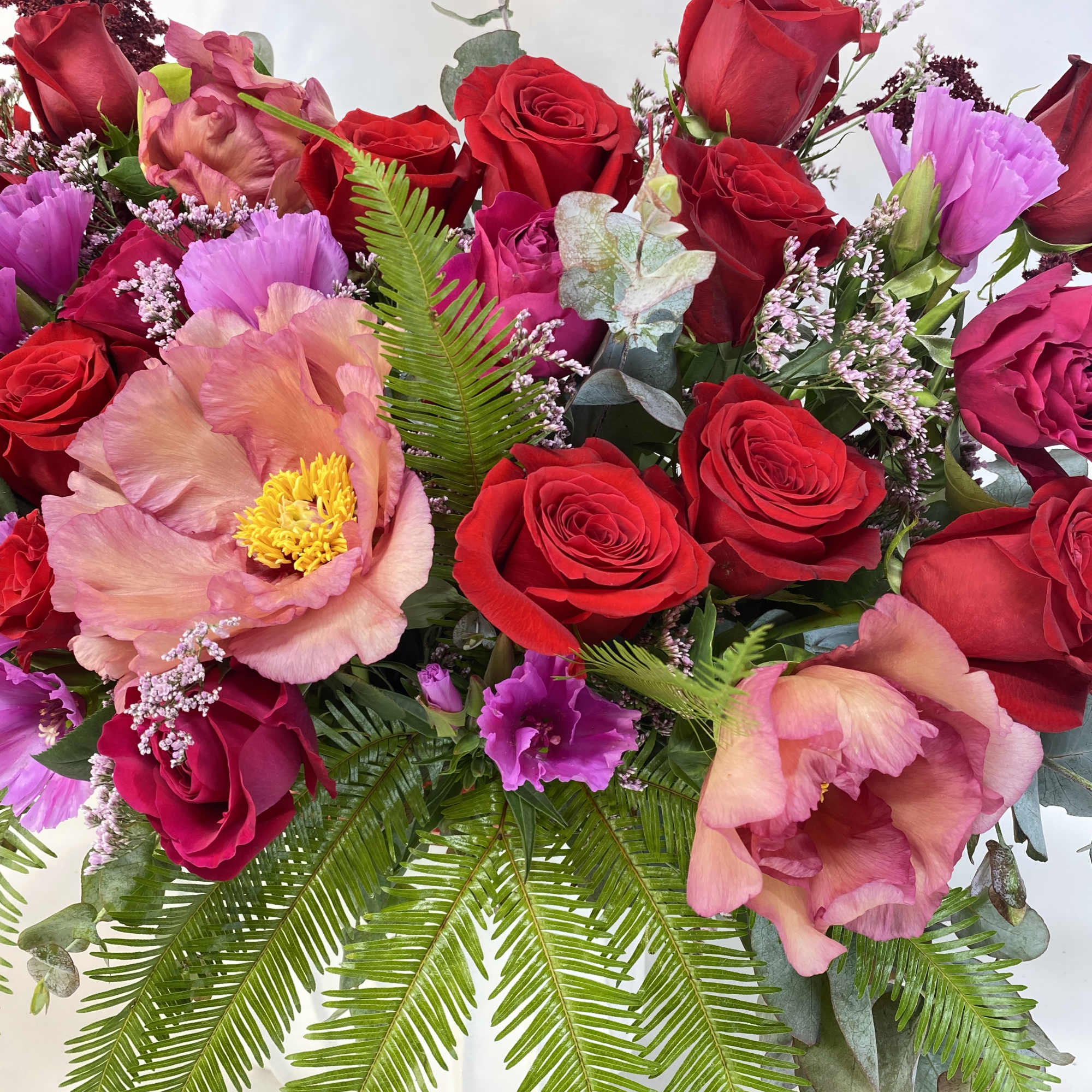 Romantic, large and elegant floral arrangement, designer choice.
