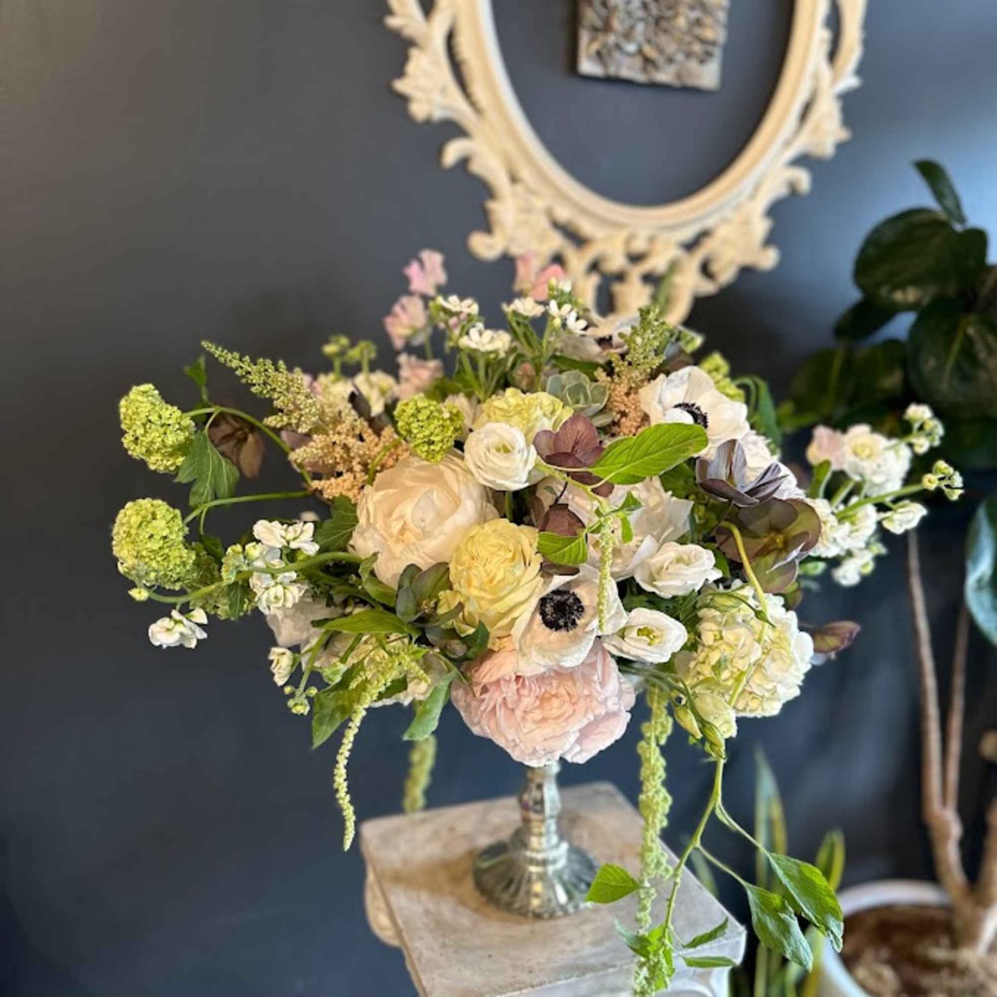 This is our signature event design that will be arranged on a