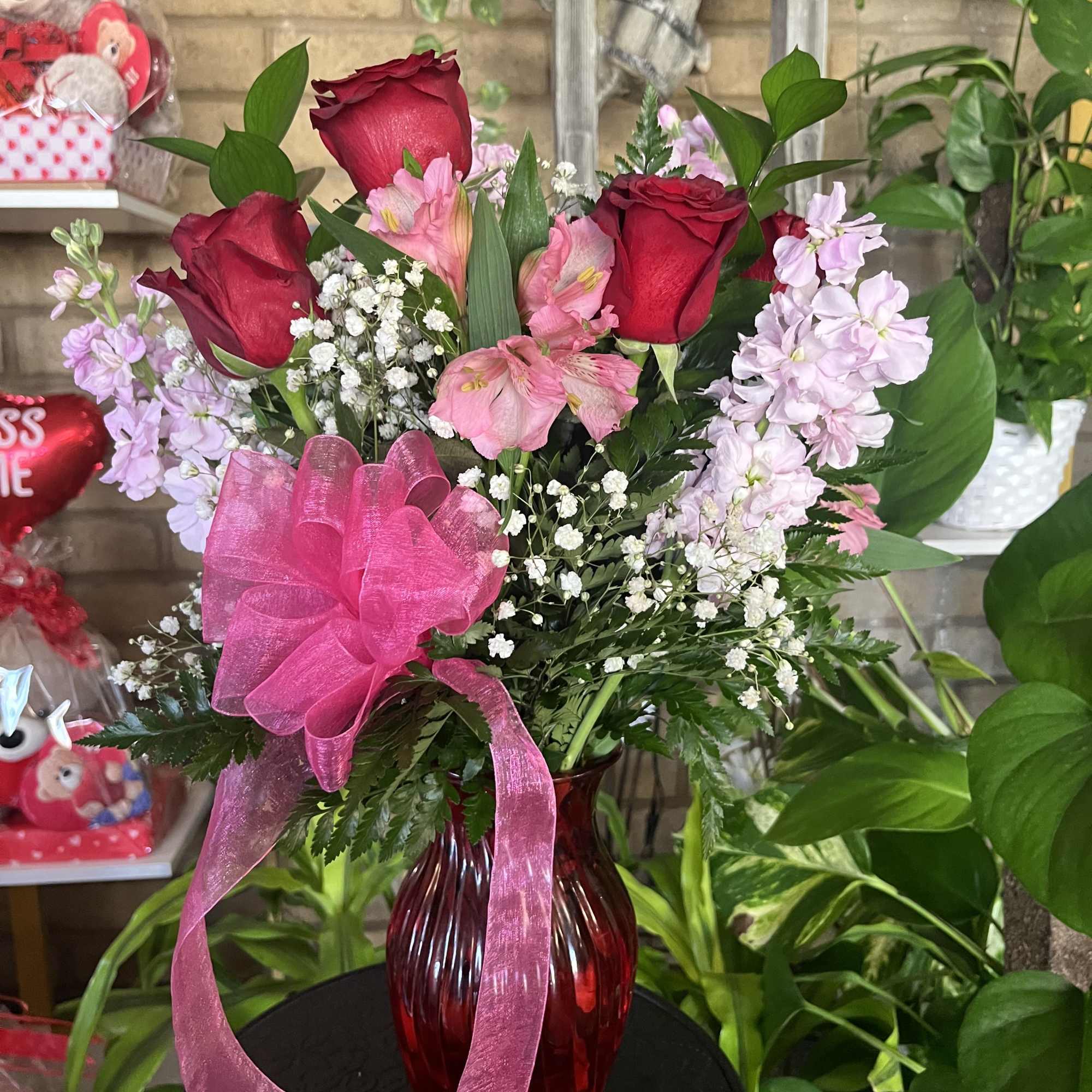Fresh flowers in vase 