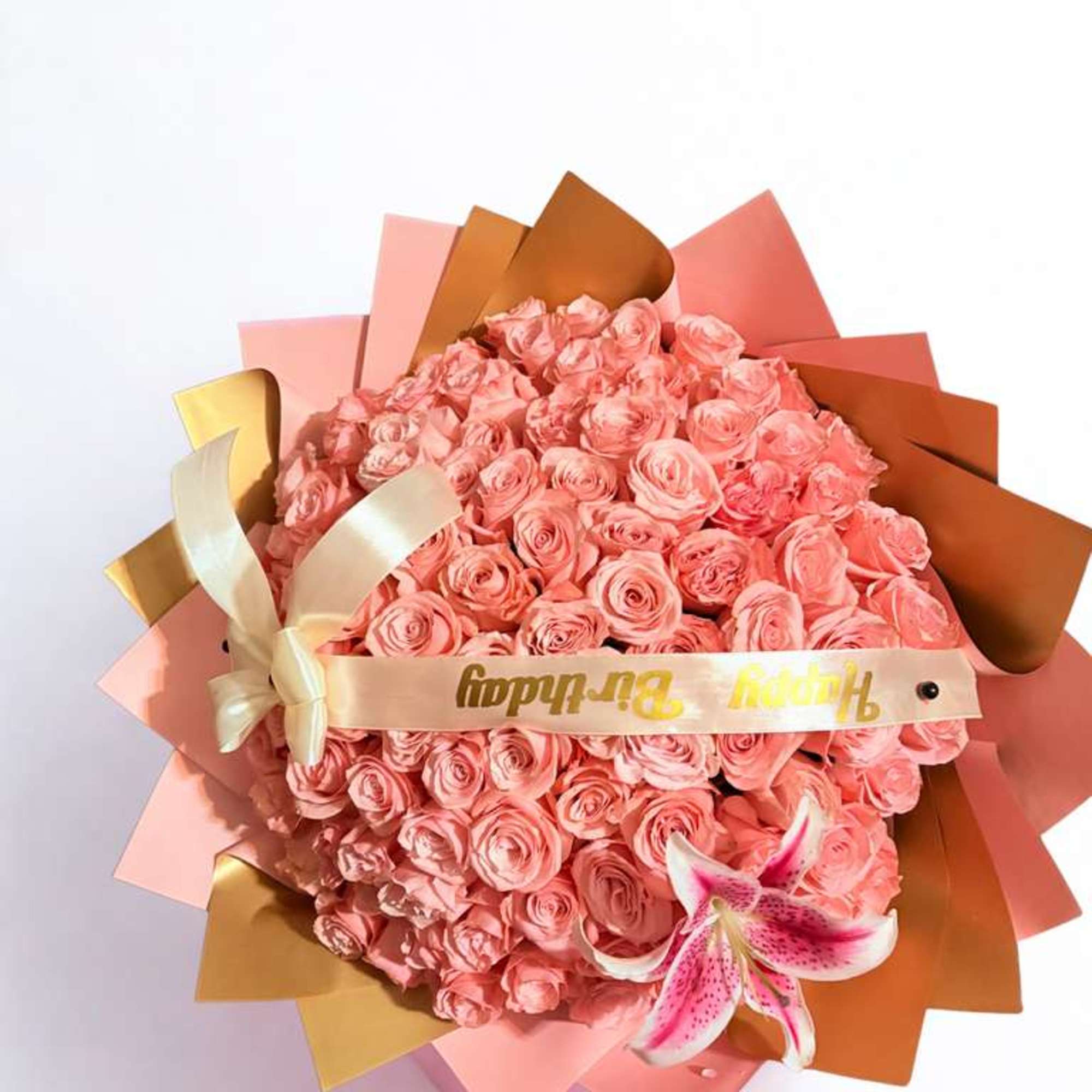 large bouquets of 50,75 and 100 roses