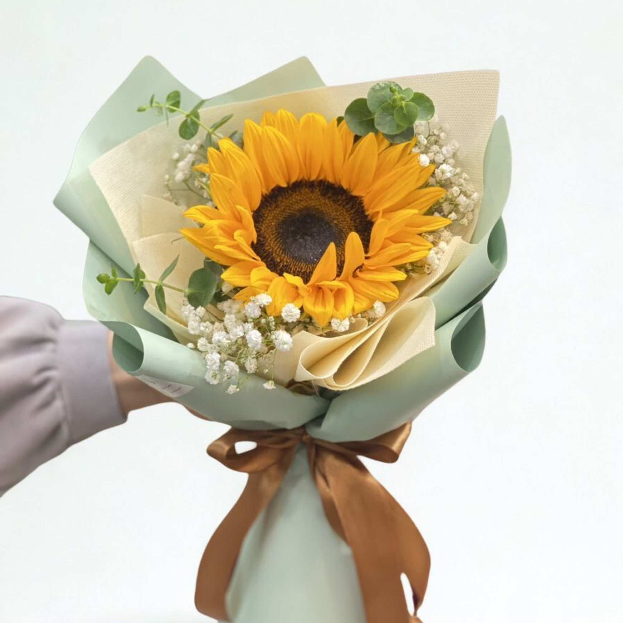 sunshine in Fontana, CA | Romero Flowers