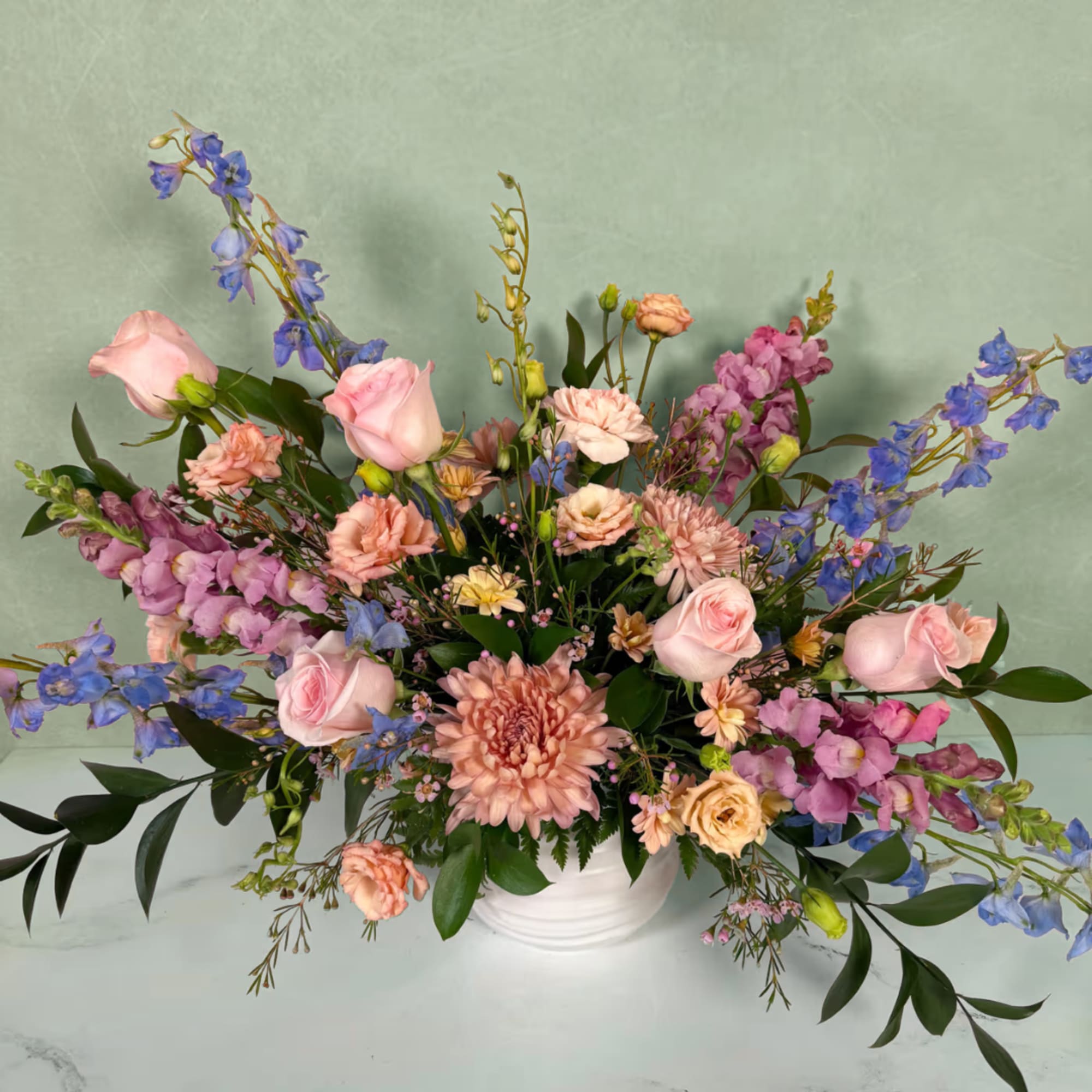 Show her she's the diamond of the season with our English Garden