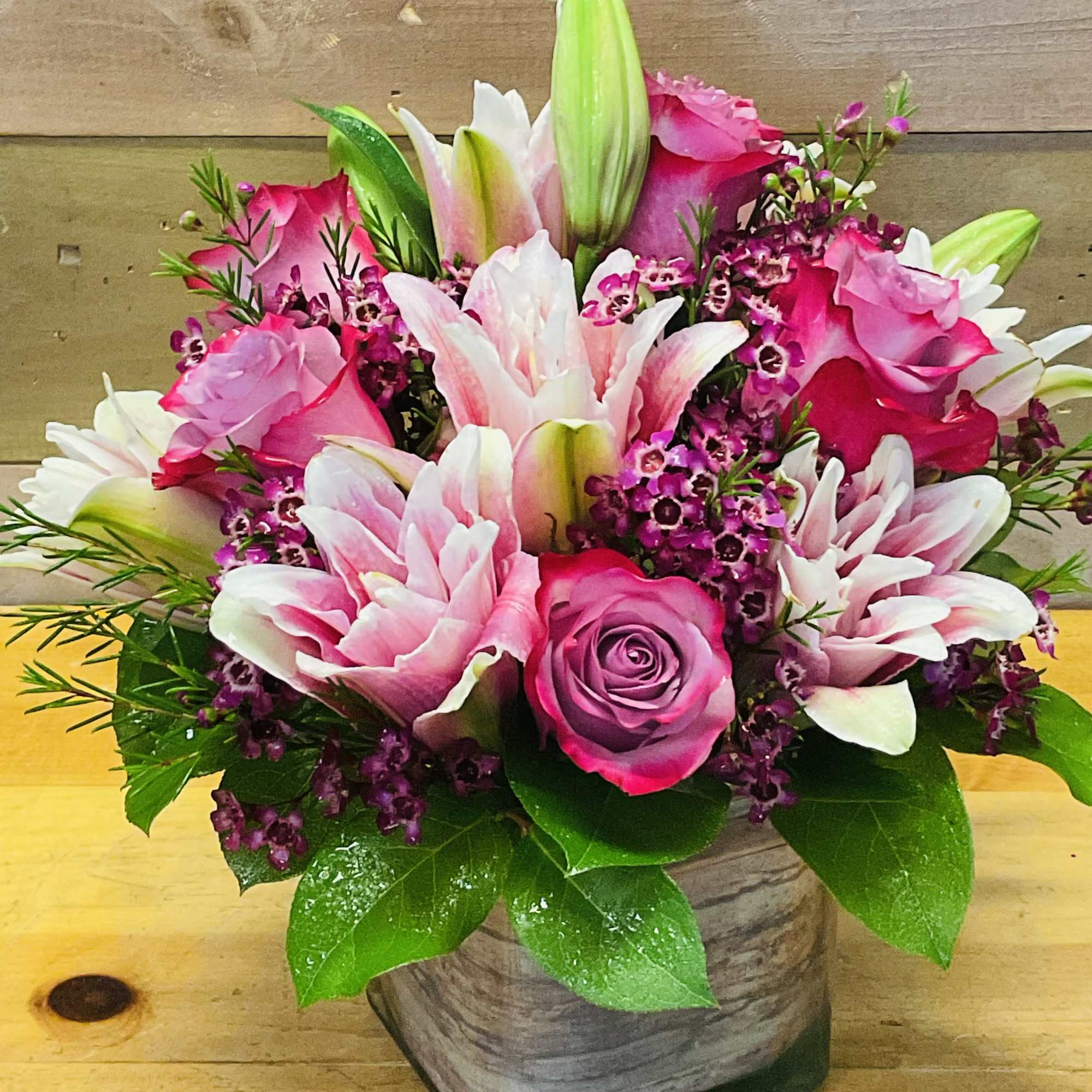  A special selection of Lillie Roses paired with roses, will make