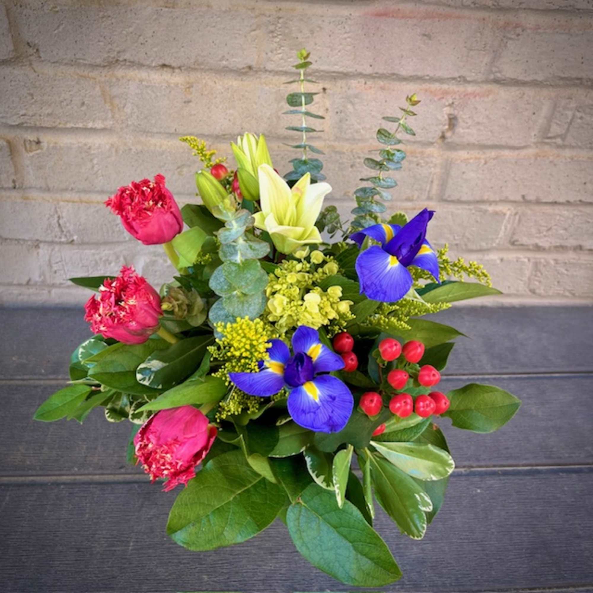  A sweet and petite design to show just how much you