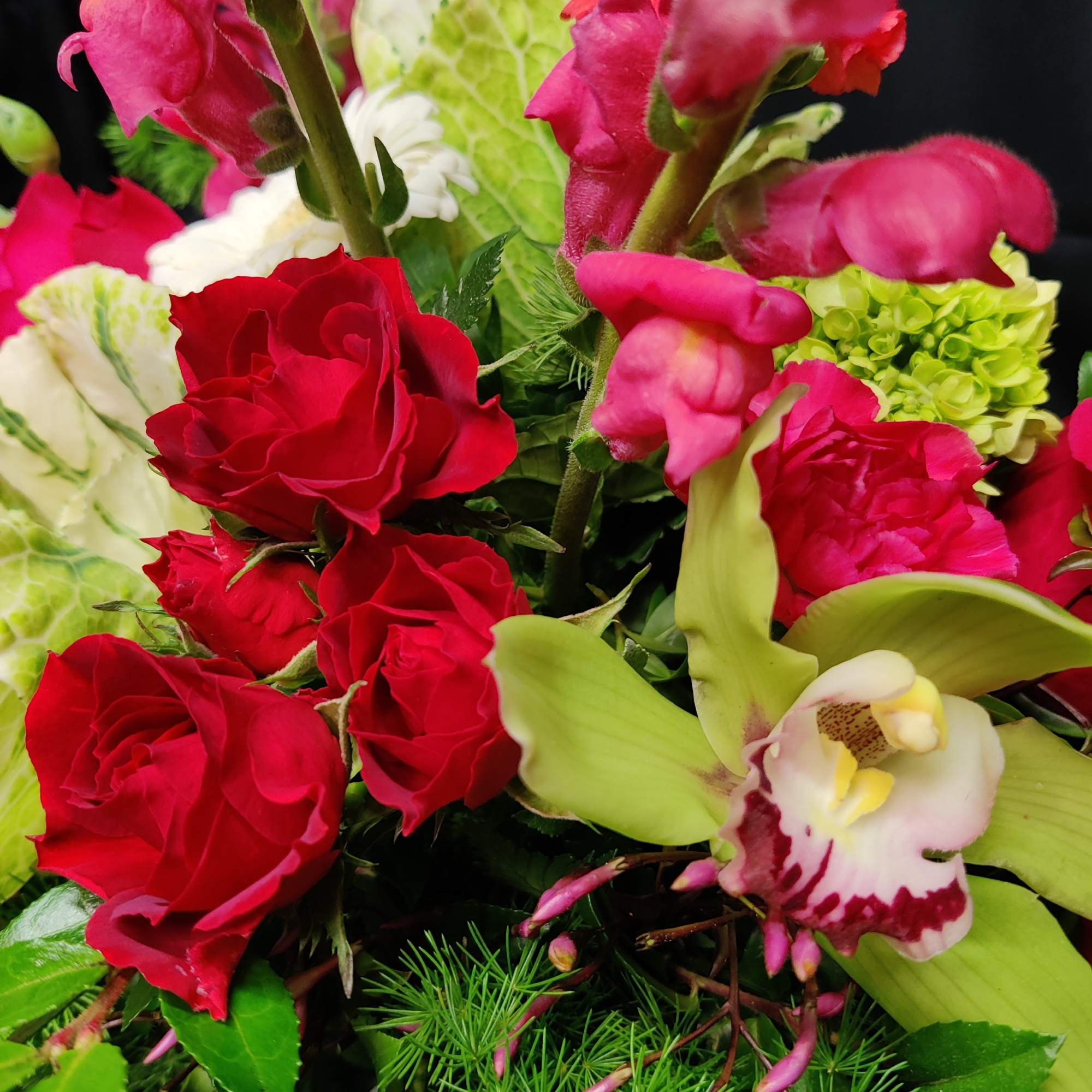 Adorable basket and bunny accent for your large centerpiece of Easter flowers.