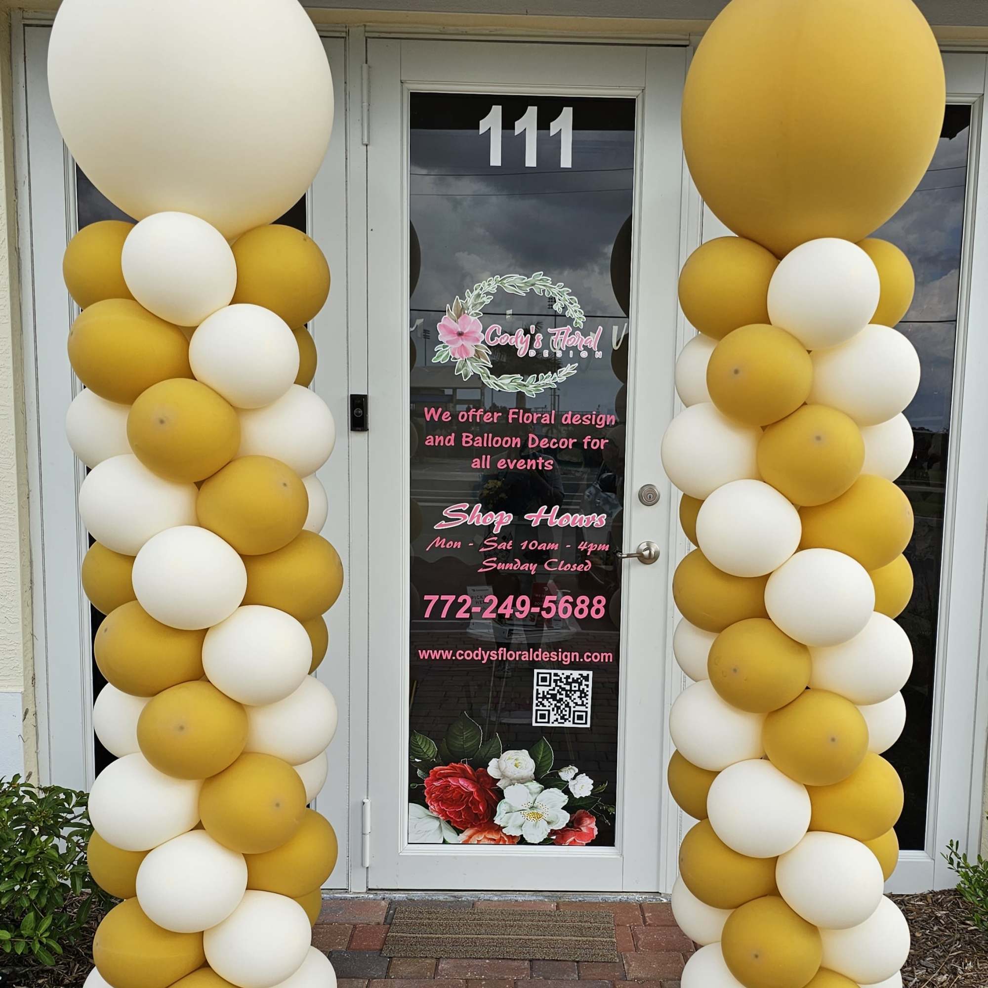 Choose up to 3 colors to create your event spiral Column