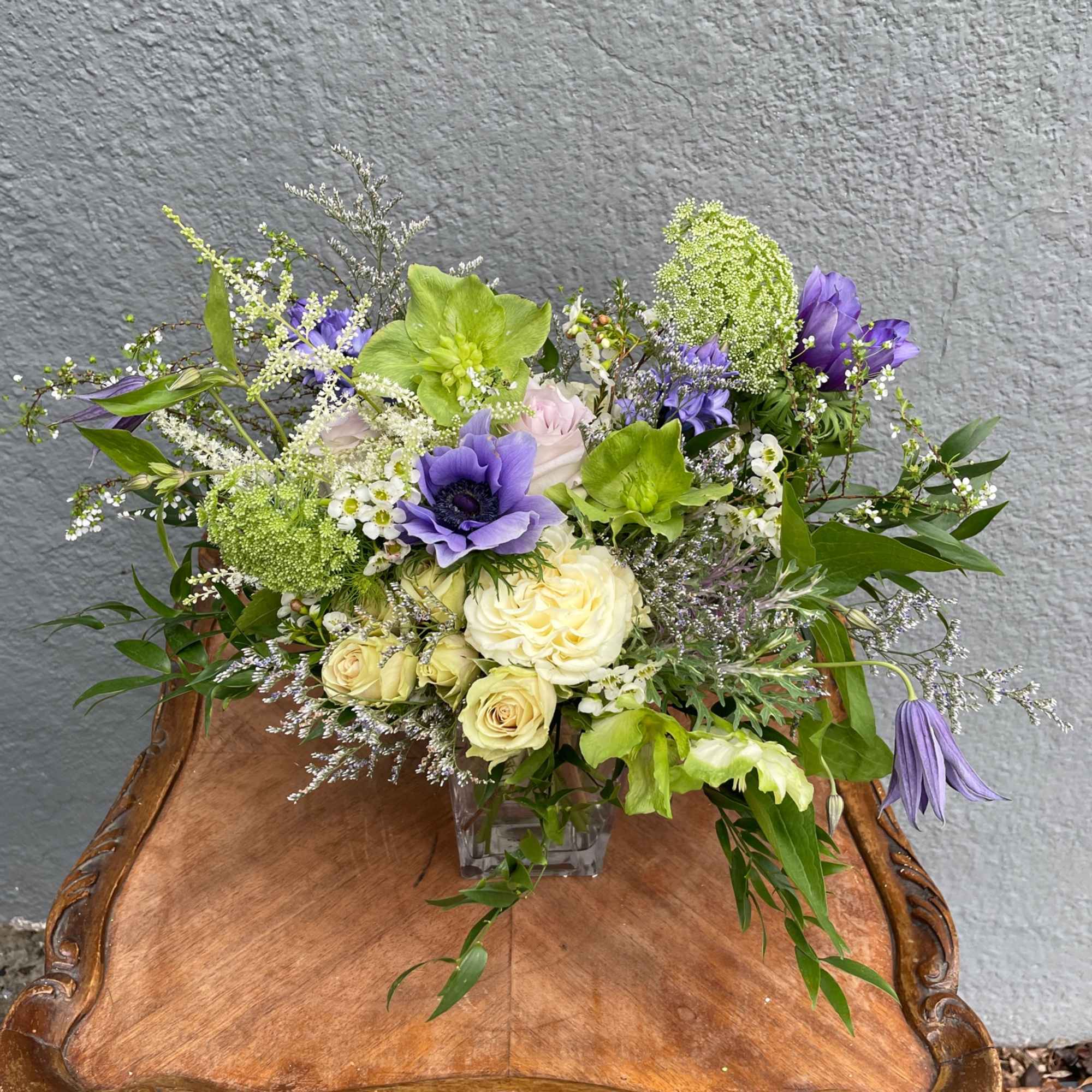 This arrangement is meant to give you that "growers bunch" feel. As