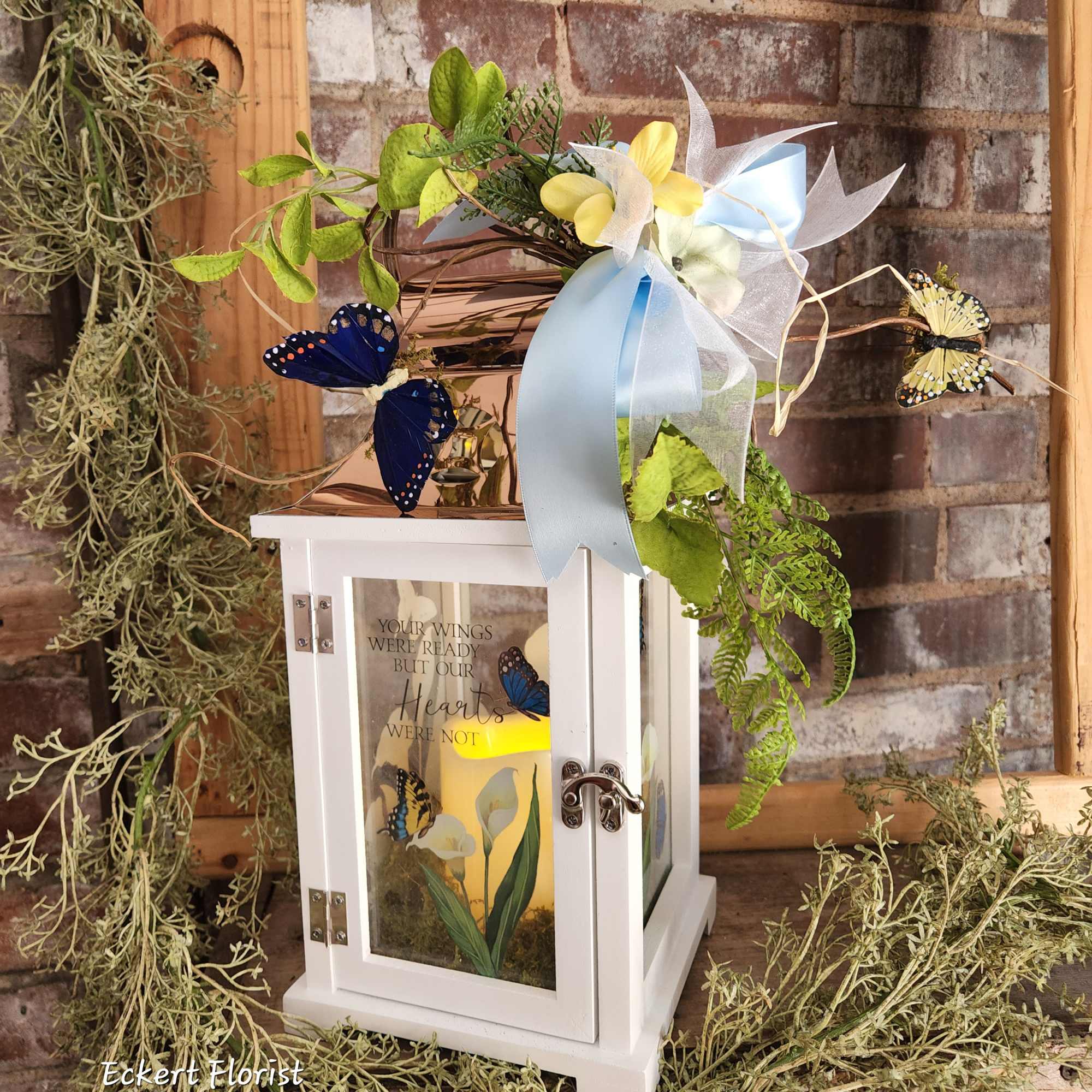 Nice keepsake white wooden lantern with copper tin roof and sentiment on
