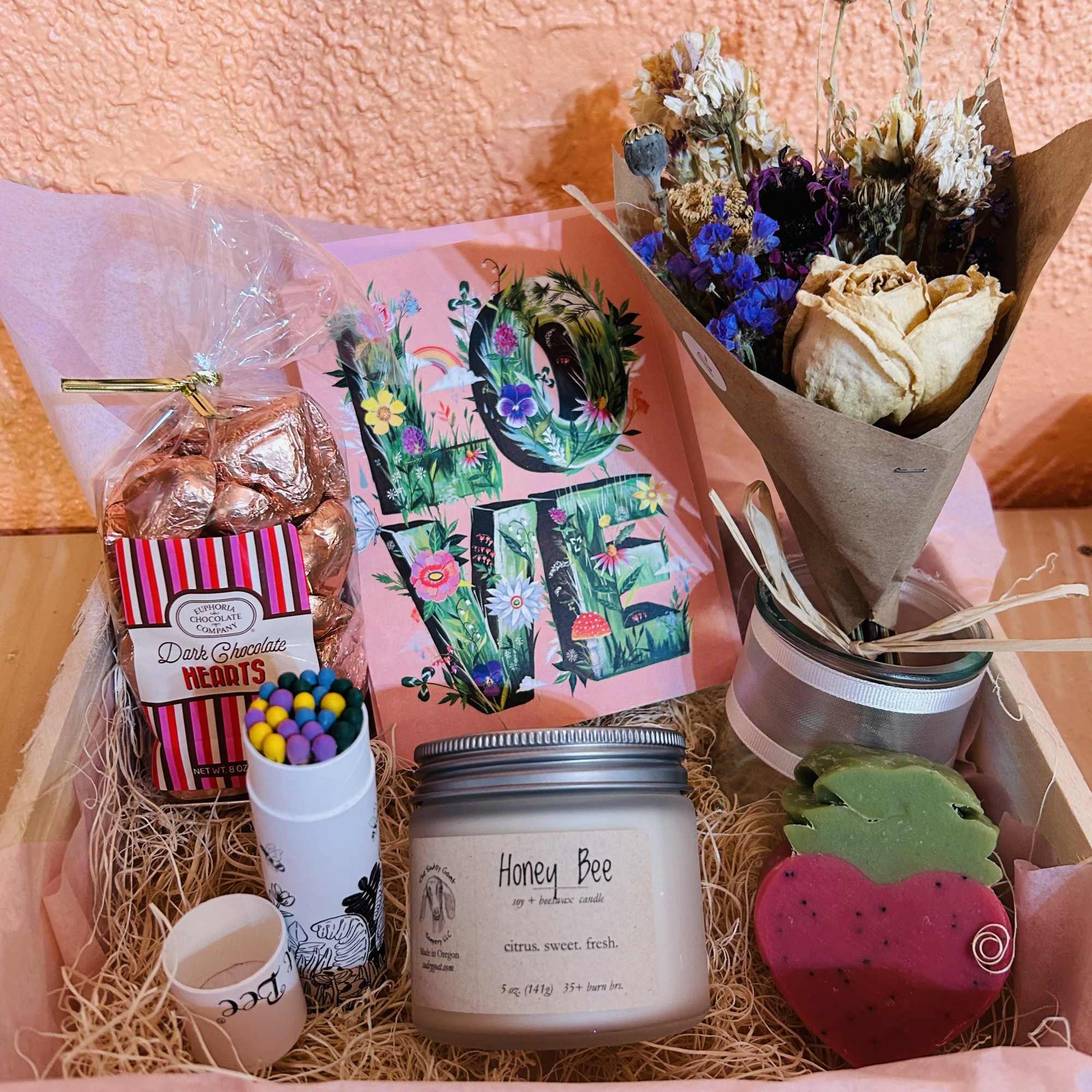 This carefully crafted gift box contains high quality handmade local goodies that
