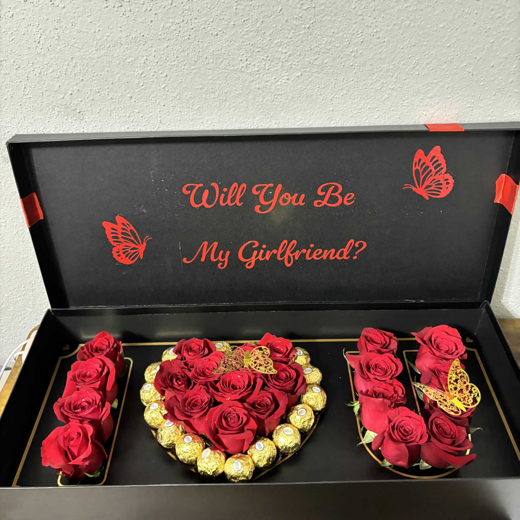 Make the moment unforgettable with our romantic floral gift box designed to