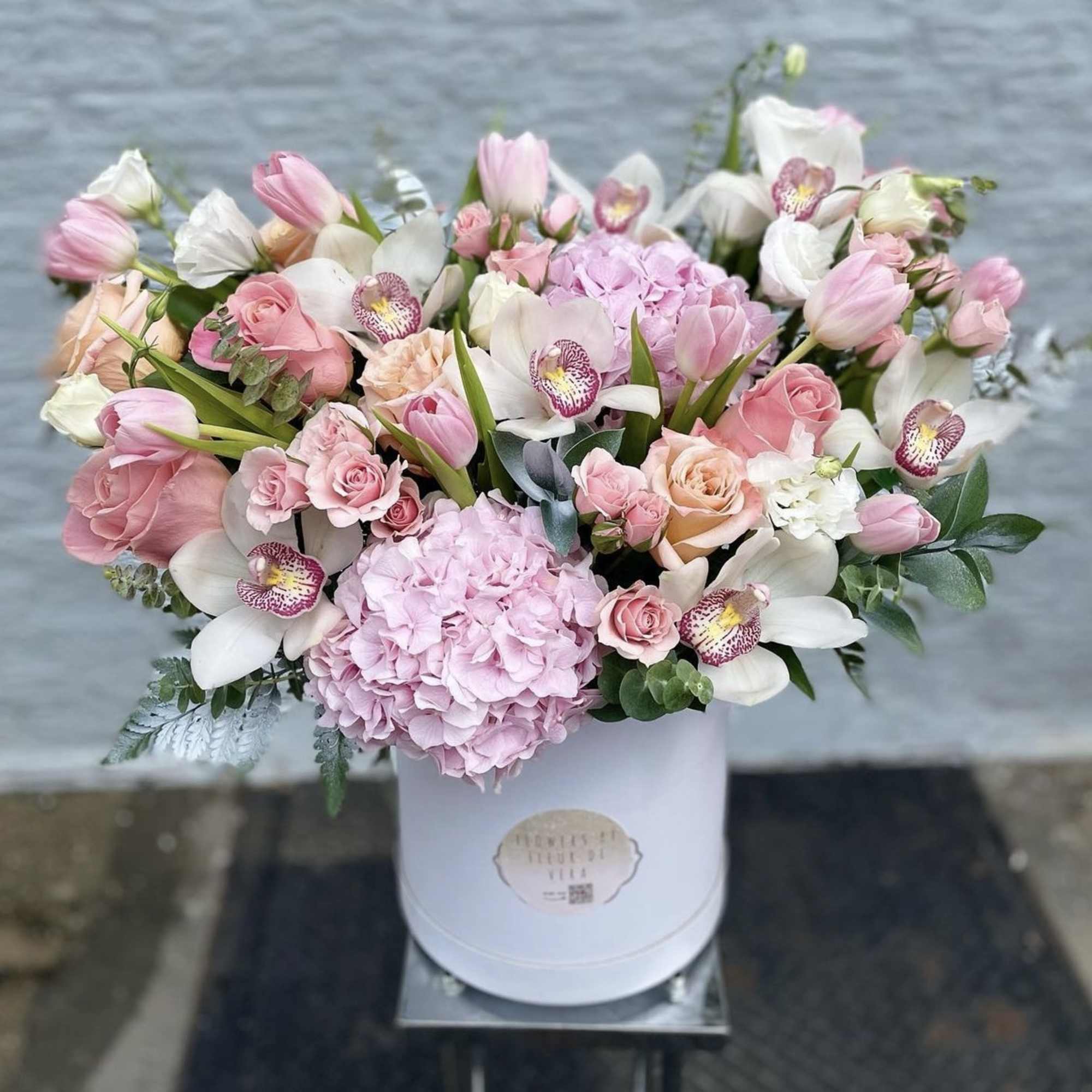 The photo shows a premium size.