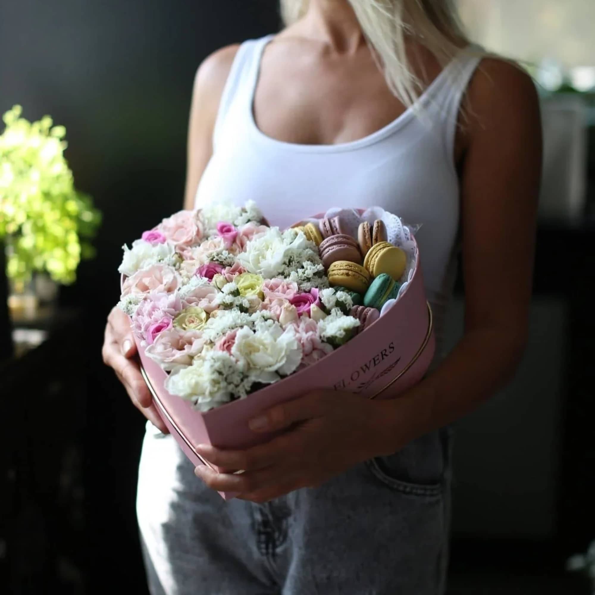 Freya is a mix of charming seasonal flowers are put together with