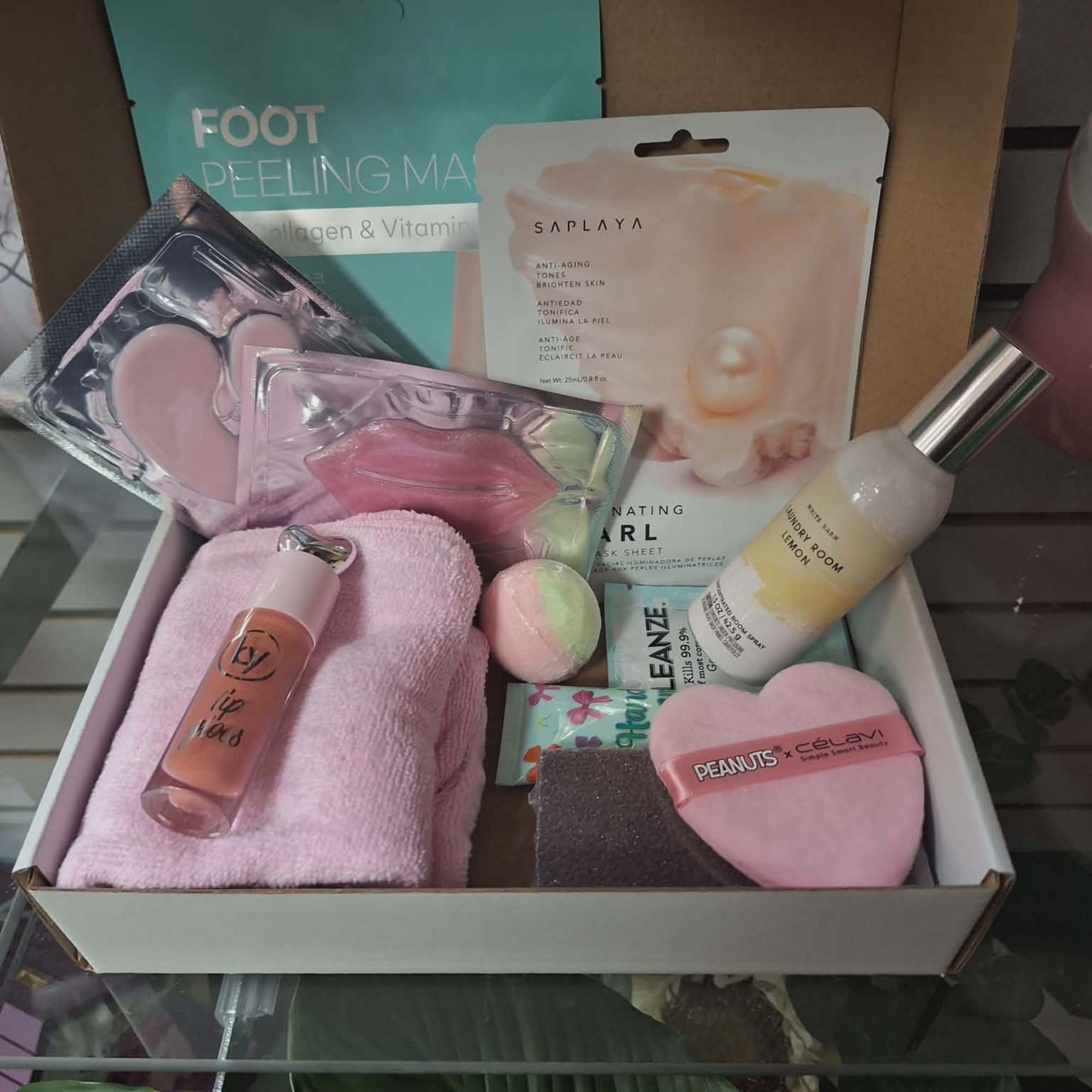 We are offering Spa Boxes by GIFTED.... Each box comes standard with