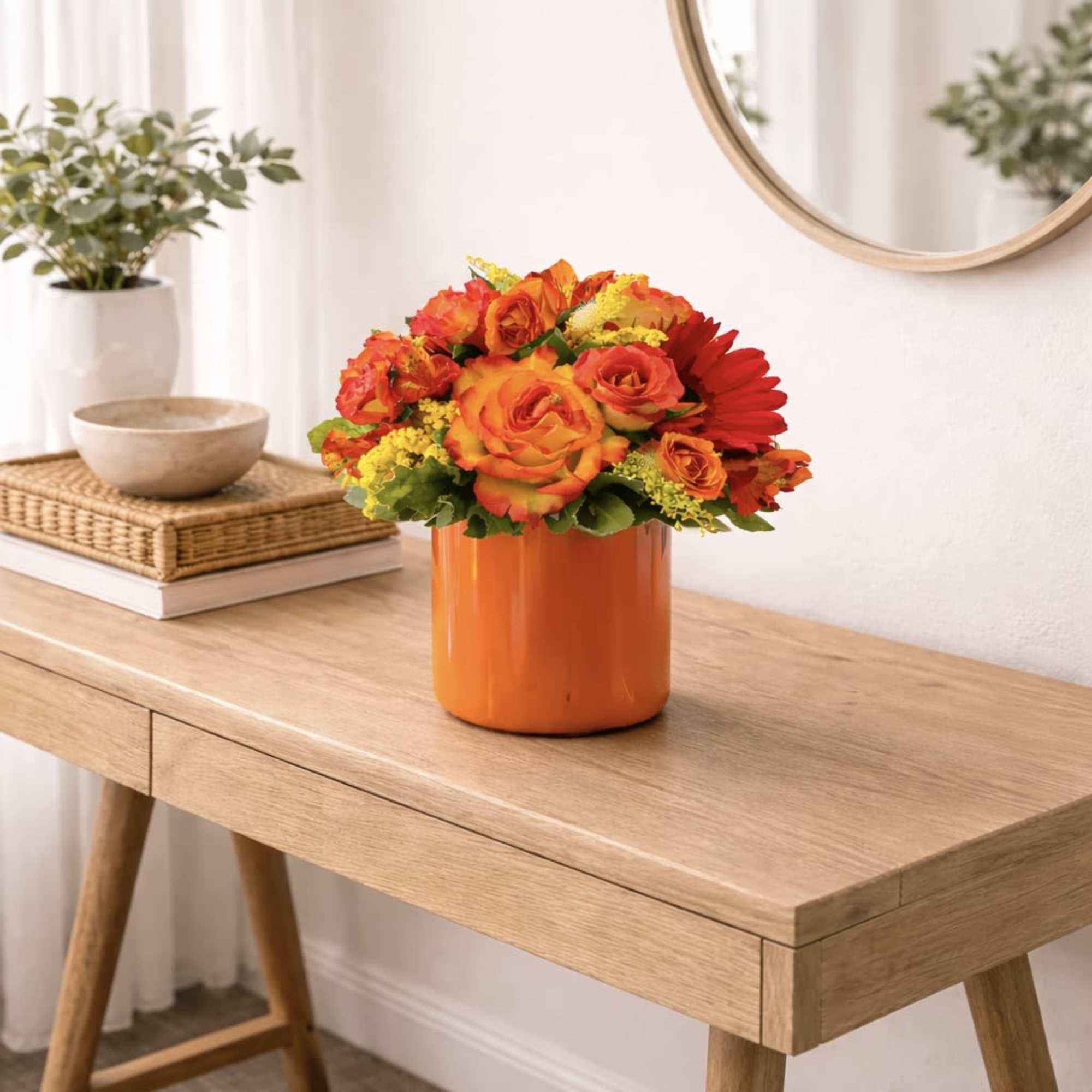 Bring the warmth of golden hour indoors with Sienna, a radiant floral