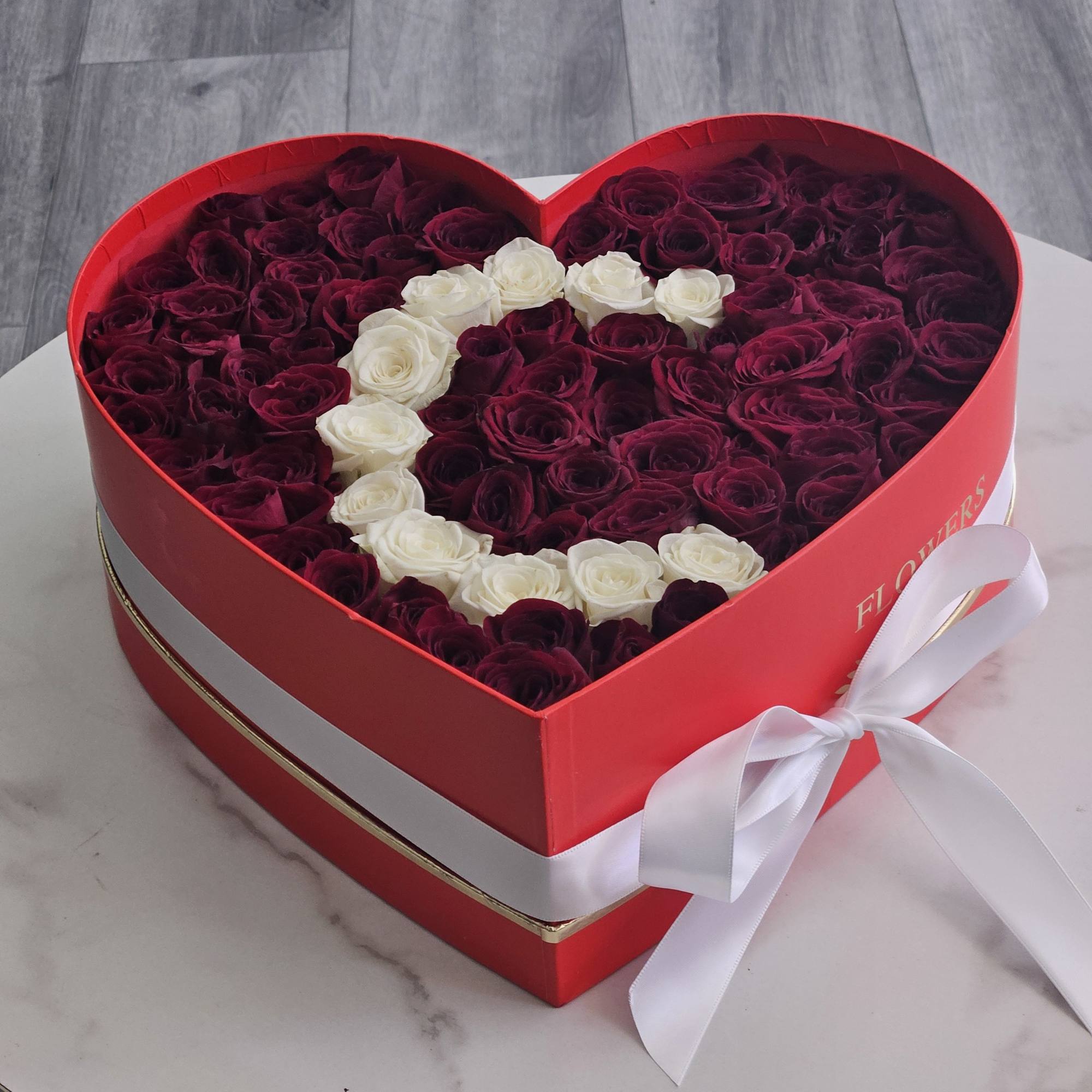Personalized Heart Rose Box - A Gift That Speaks for Itself

Elevate any