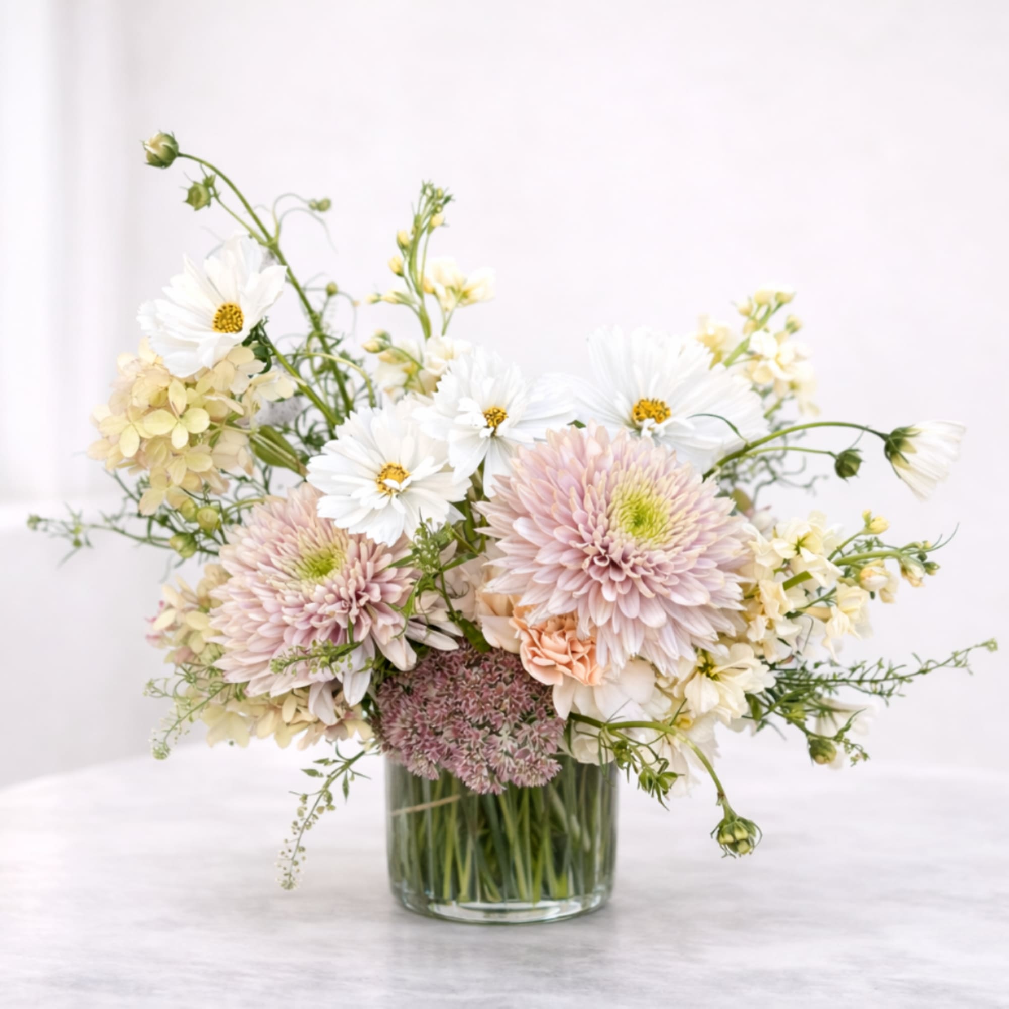 A gentle tangle of blush and ivory blooms, Daisy &amp; Confused celebrates