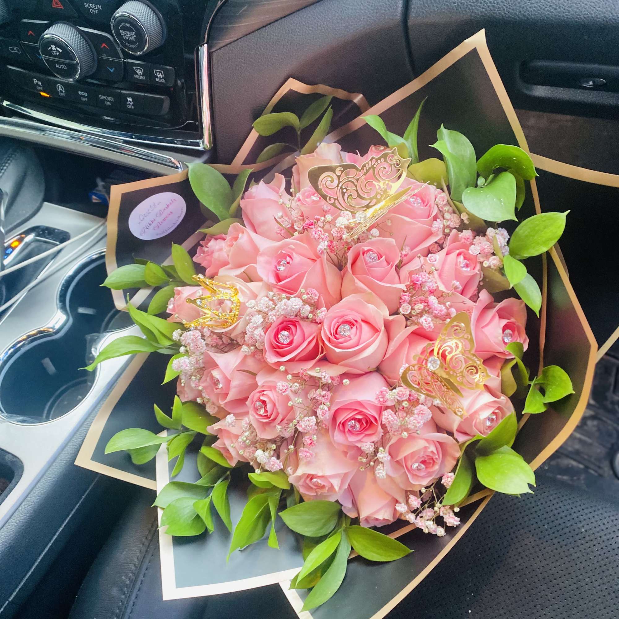 Princess-Inspired Pink Rose Bouquet
Make her feel like royalty with this enchanting arrangement