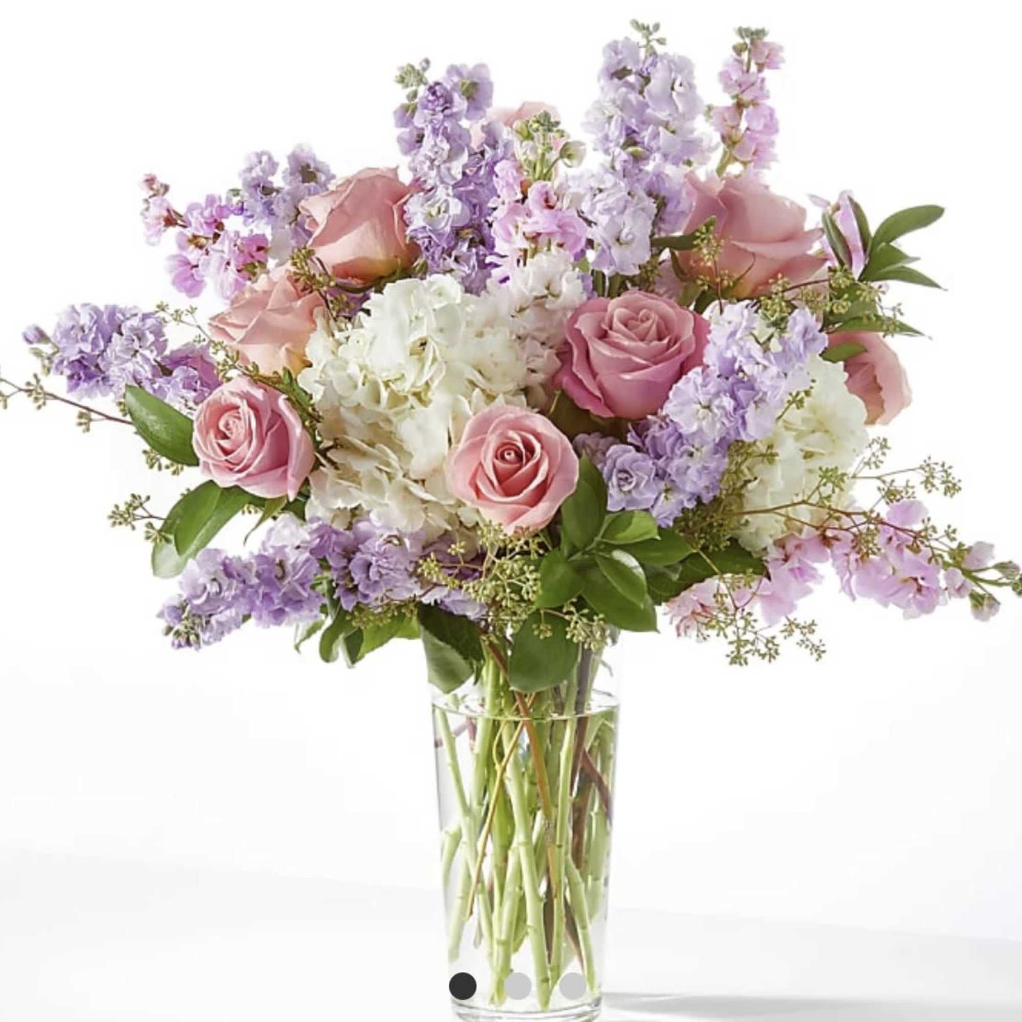 Wrap your recipient in love and warmth with this blooming bouquet


SUBSTITUTION POLICY
Always