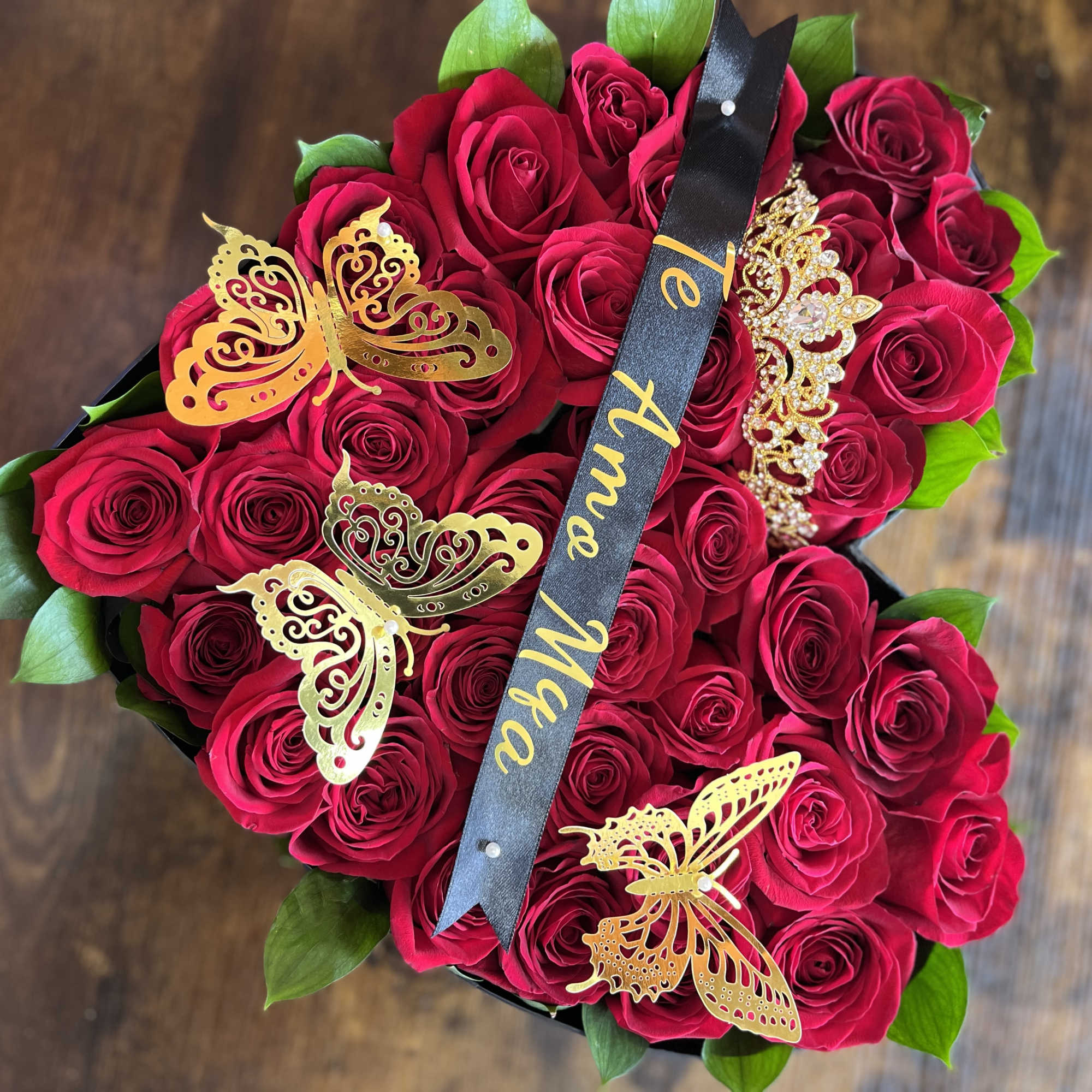 perfect anniversary gift for your special partner.  