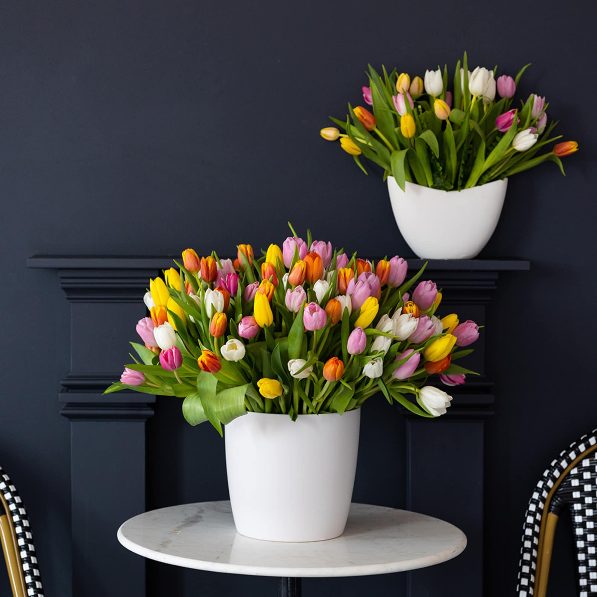 Designed to resemble the rows of tulips in Tuileries Gardens just outside