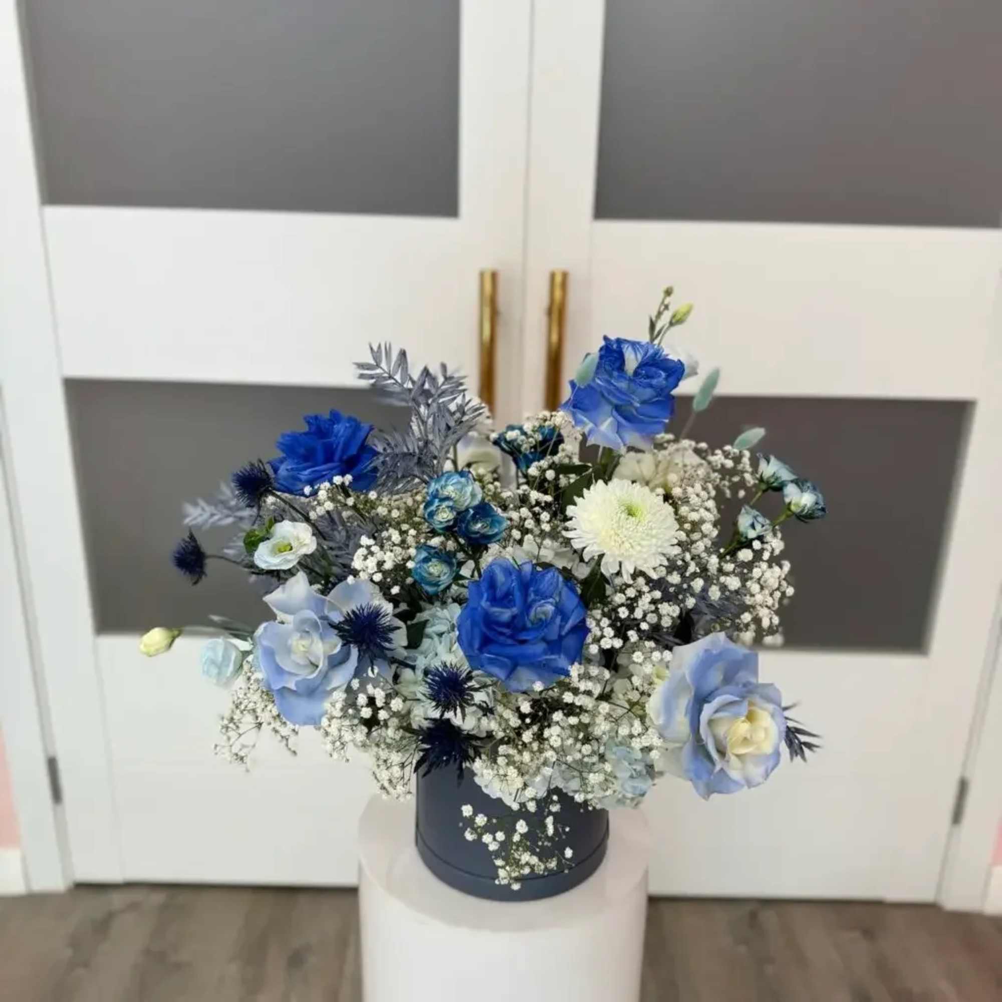 Box Sizes:
Small Box- Standard
Medium Box- Deluxe
Large Box - Premium