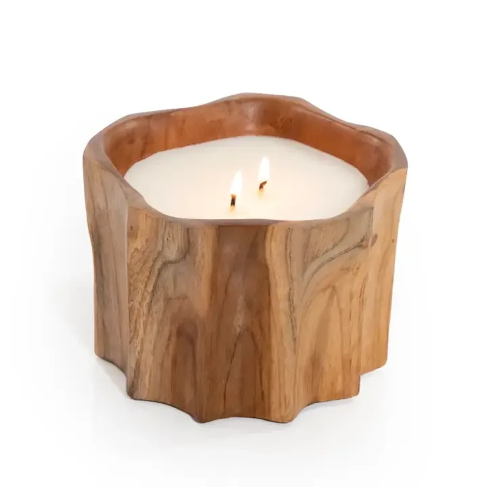 Description
Naturally shaped and with a beautifully organic edge, this petite bowl is