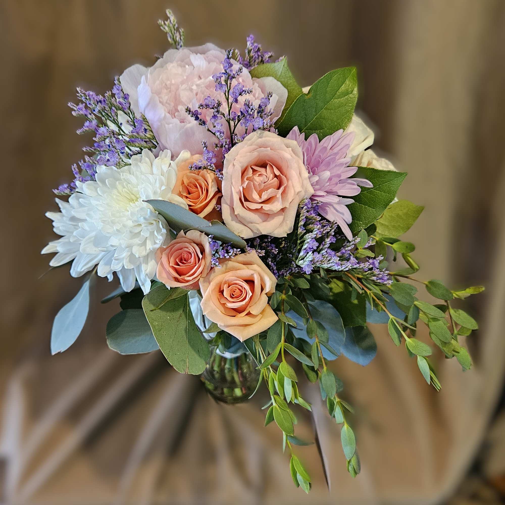 Our small Bespoke Hand Tied Gift Bouquets are uniquely arranged with the