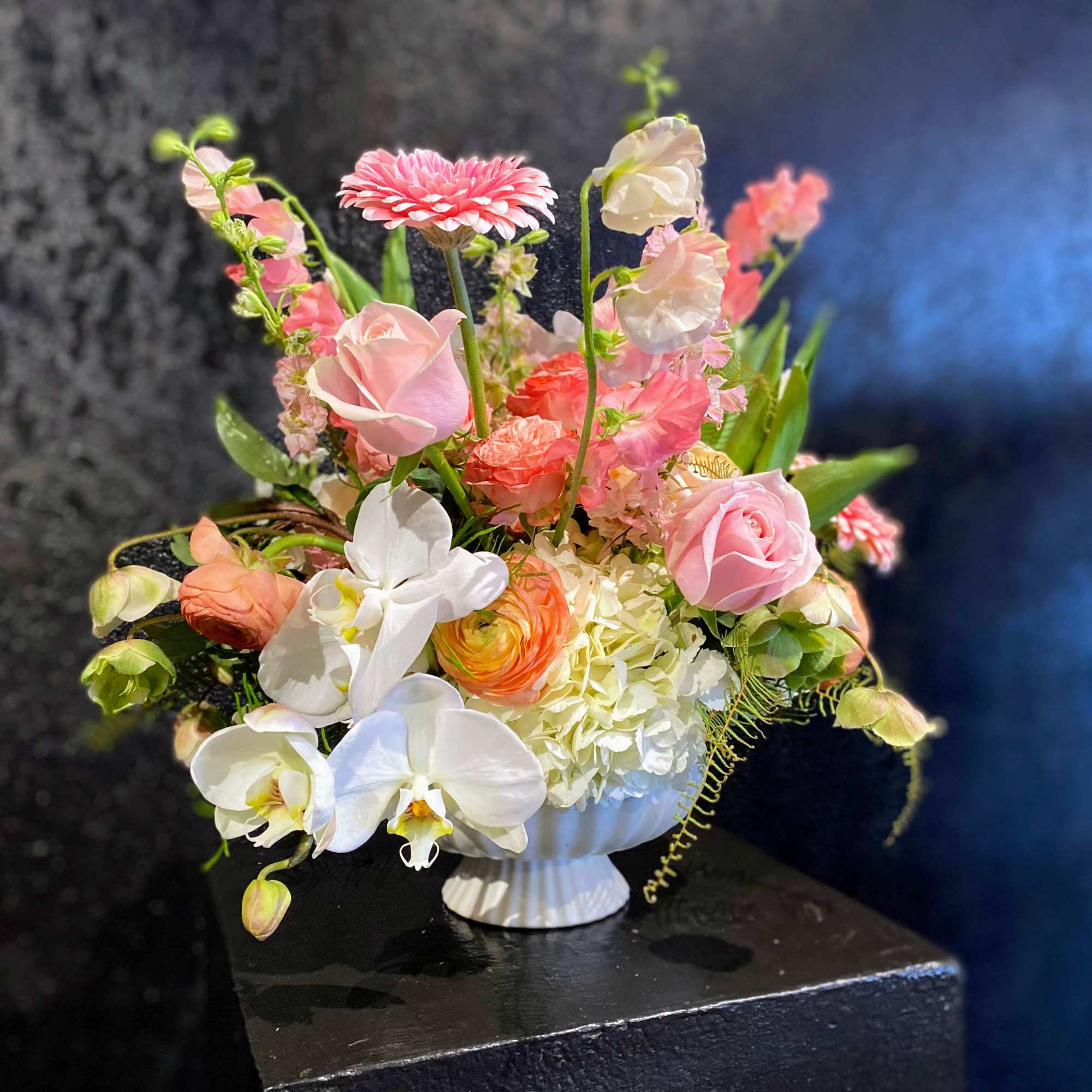 Our lush and luxurious design is an ode to the garden-style arrangement.