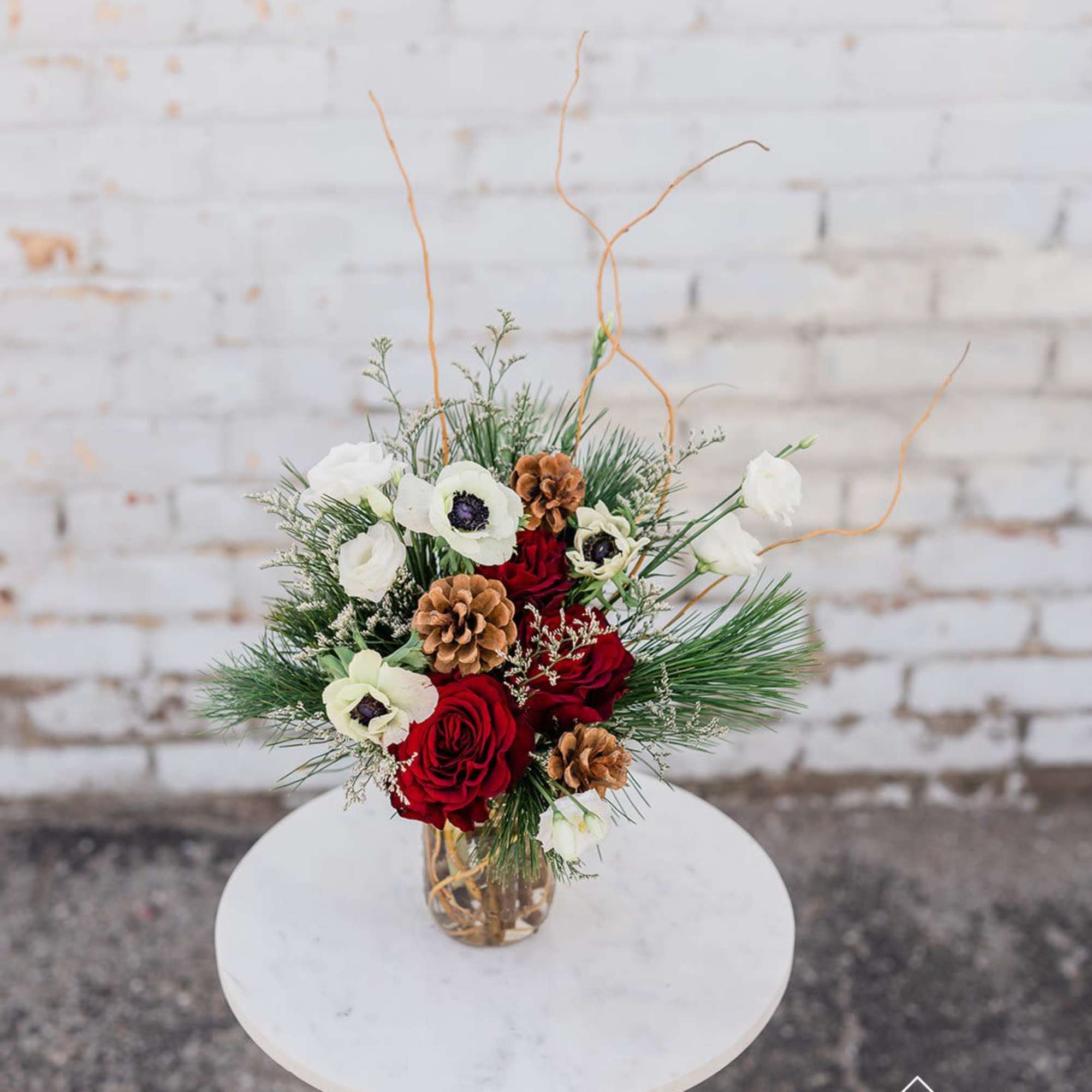 The Seasonal Mason Jar comes arranged with a beautiful mix of seasonal