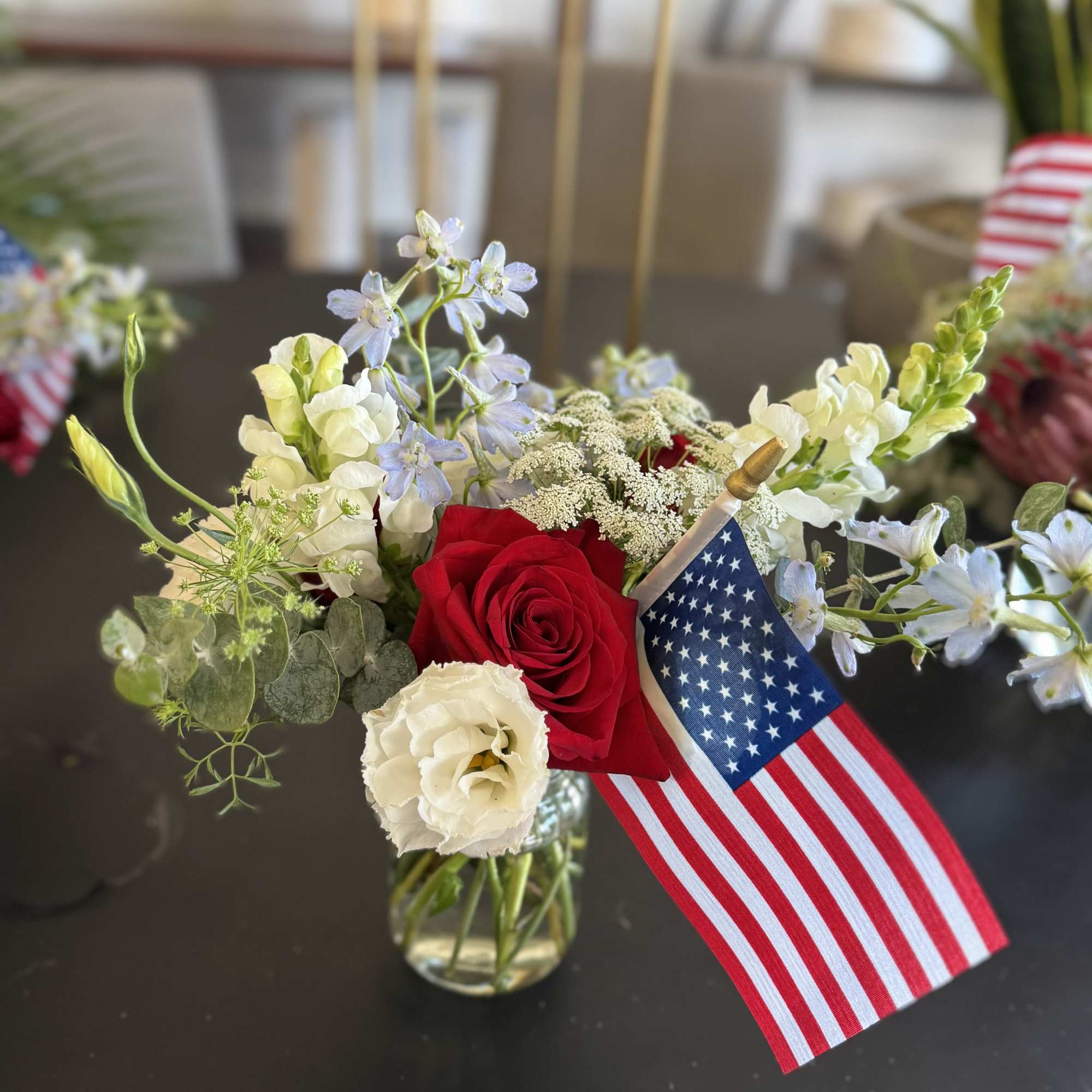 The Seasonal Mason Jar comes arranged with a beautiful mix of seasonal