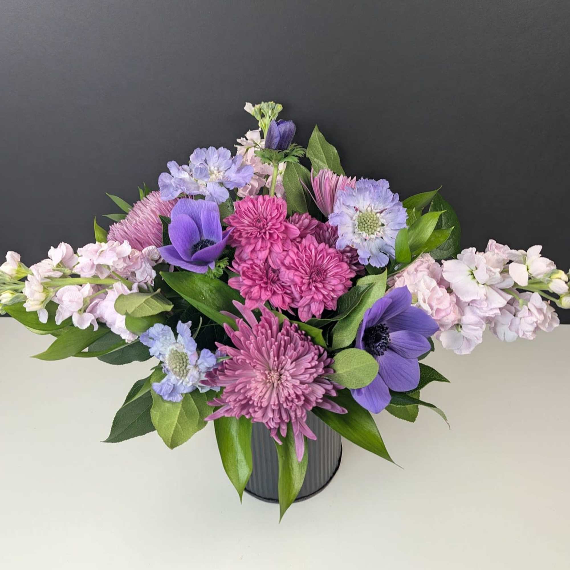 Drift into Tranquility with the Lavender Mist Bouquet

Soft and serene, the Lavender