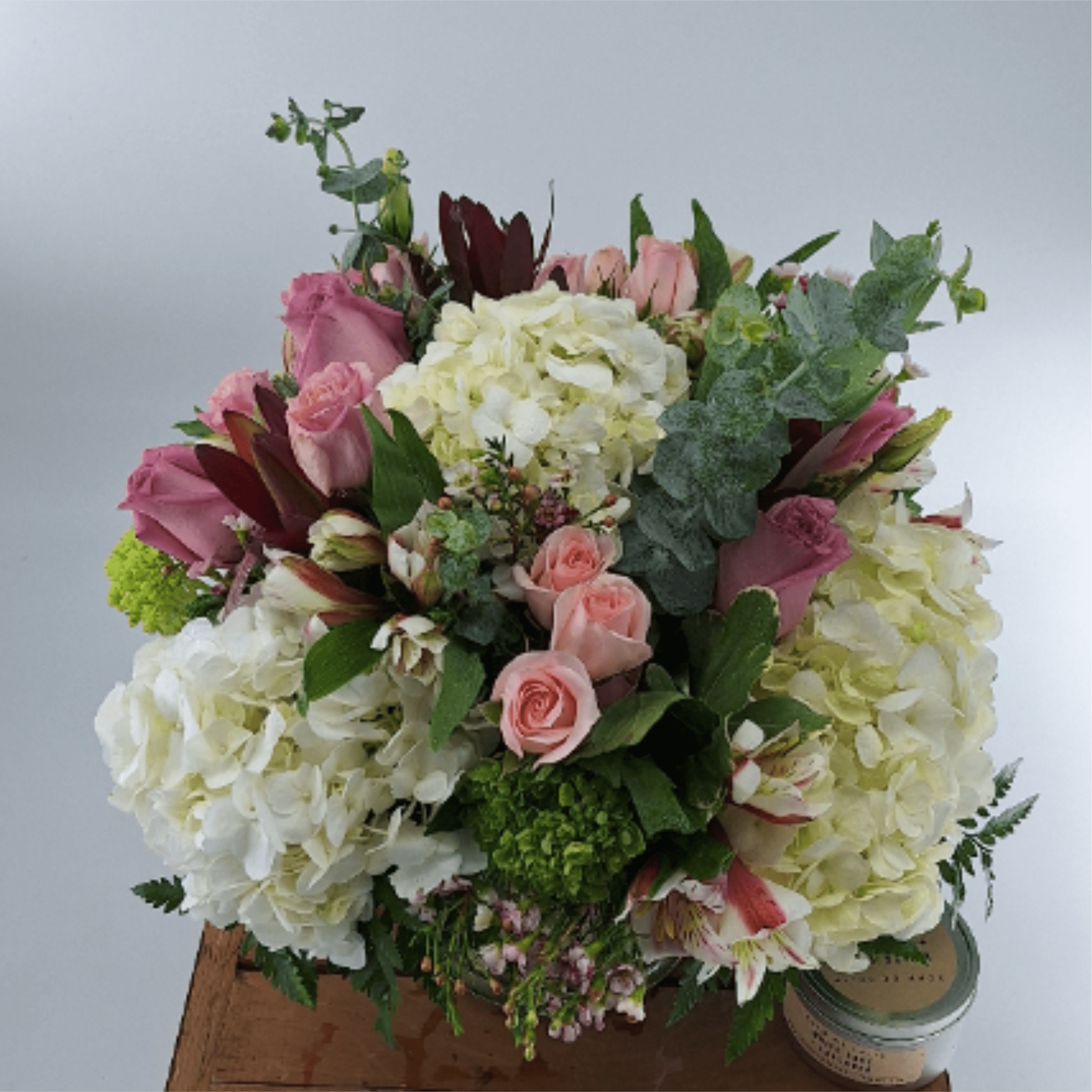 Add a contemporary touch to your d&eacute;cor with our modern and colorful