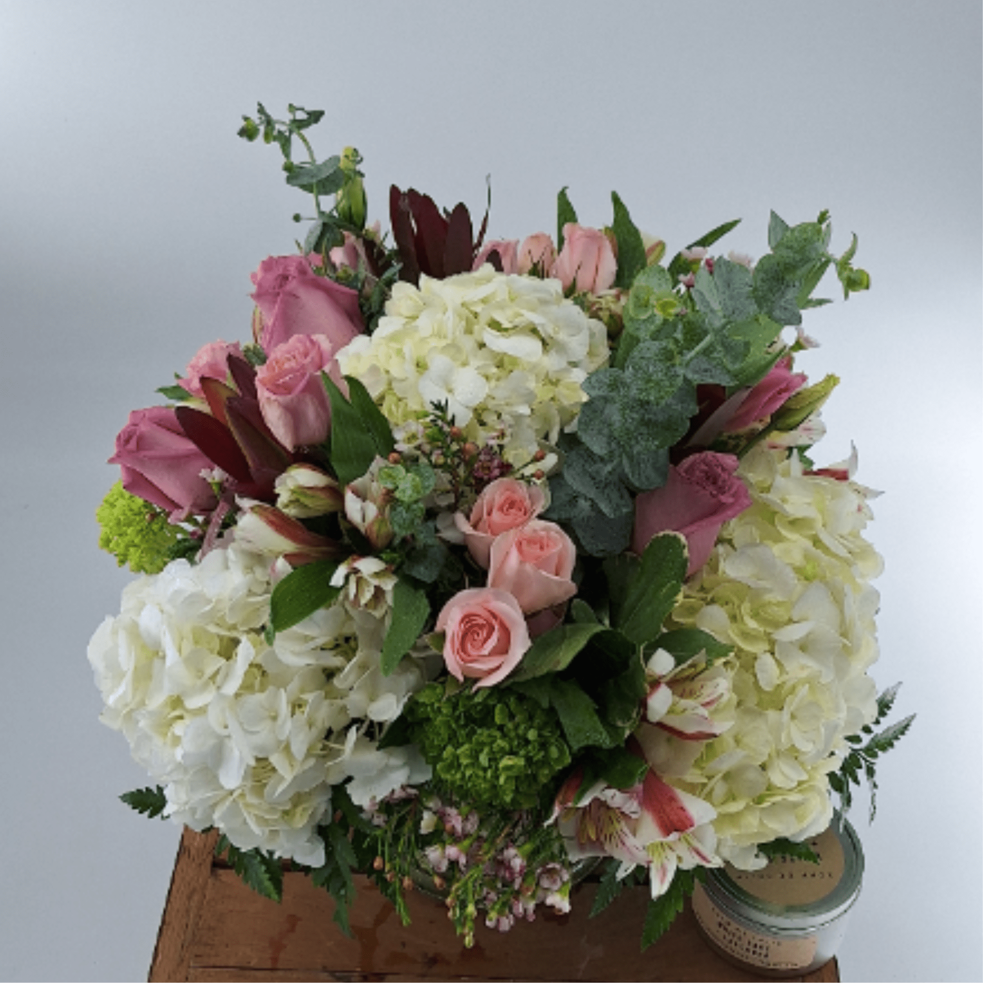 Add a contemporary touch to your d&eacute;cor with our modern and colorful